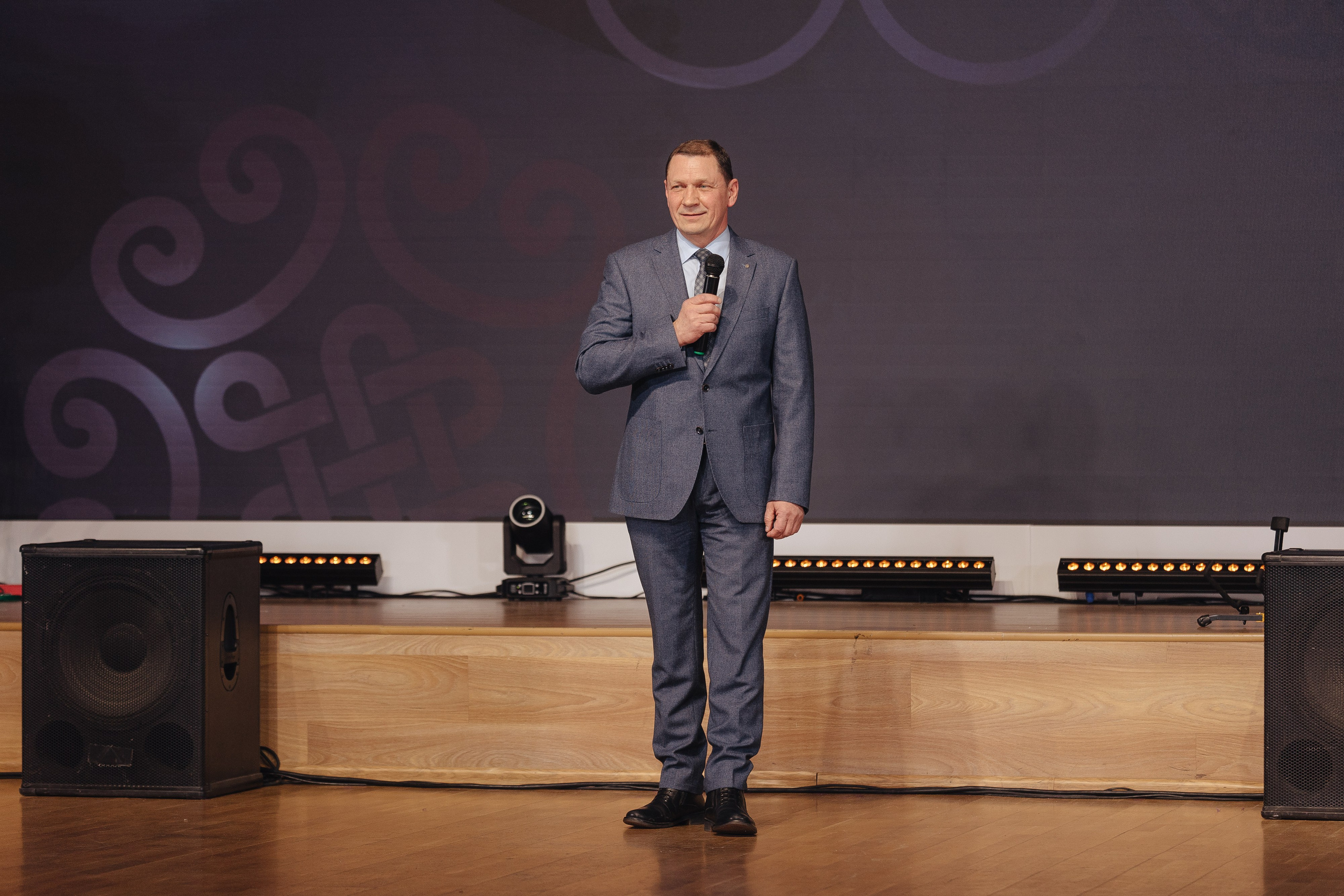 Студенческий бал. Свадебный и семейный фотограф в Улан-Удэ