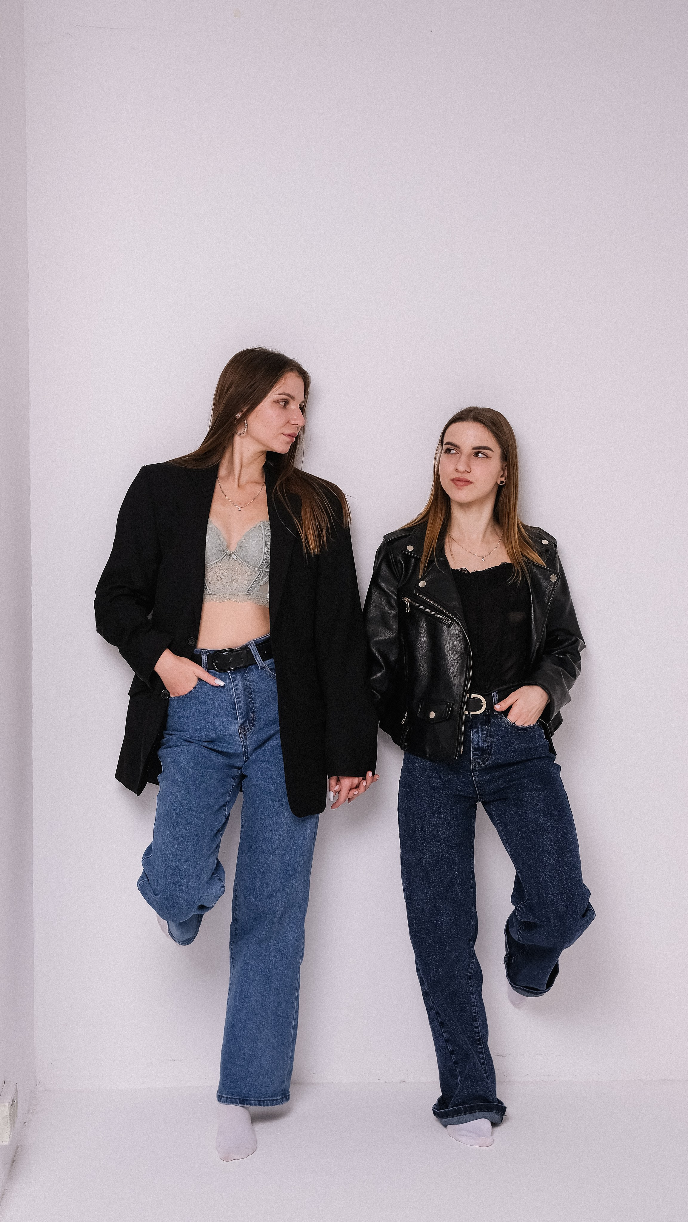 Даша & Настя. Phdkvmr.ru