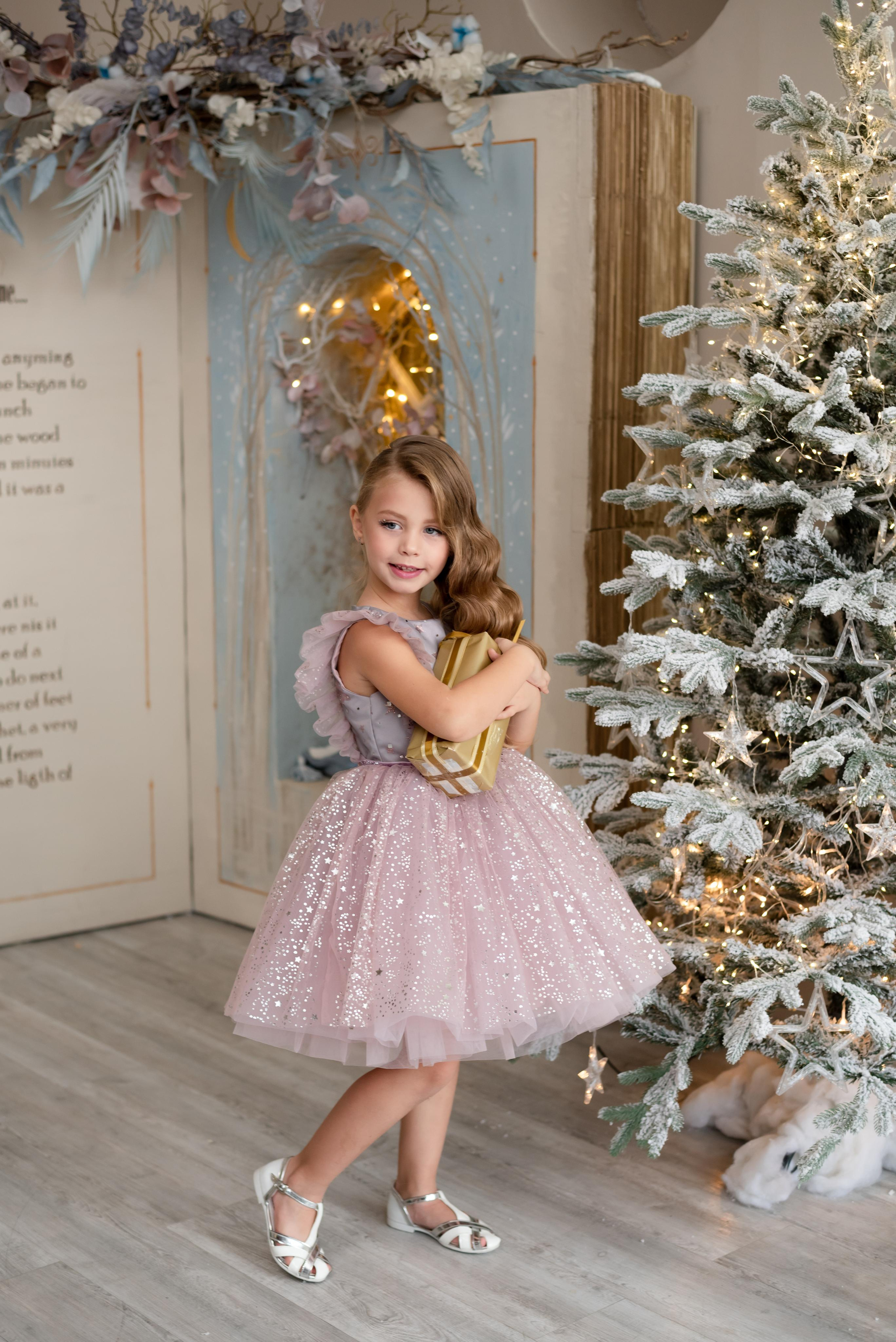 фото у елки