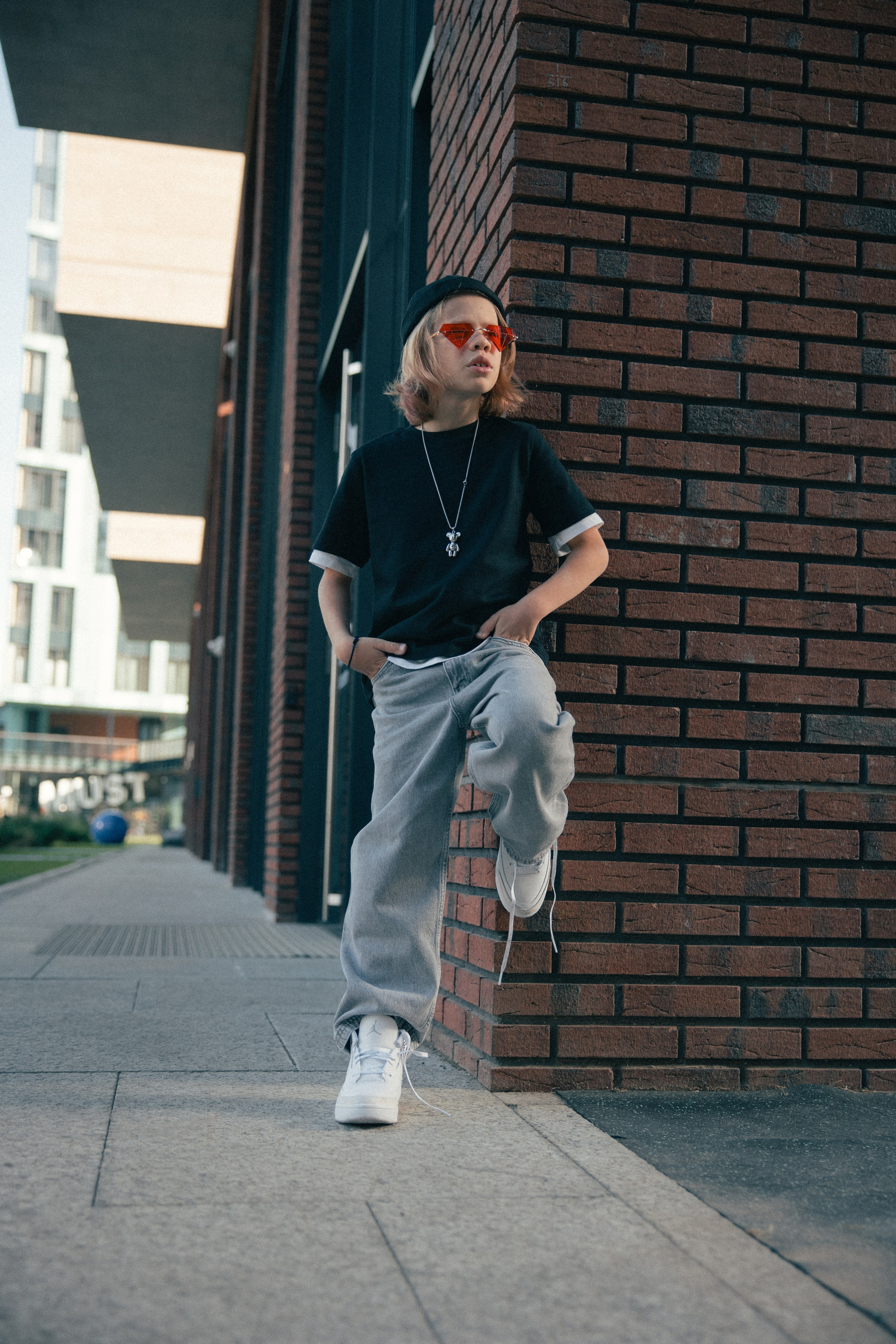 ГЛЕБ. Я фотограф из Москвы к Вашим услугам