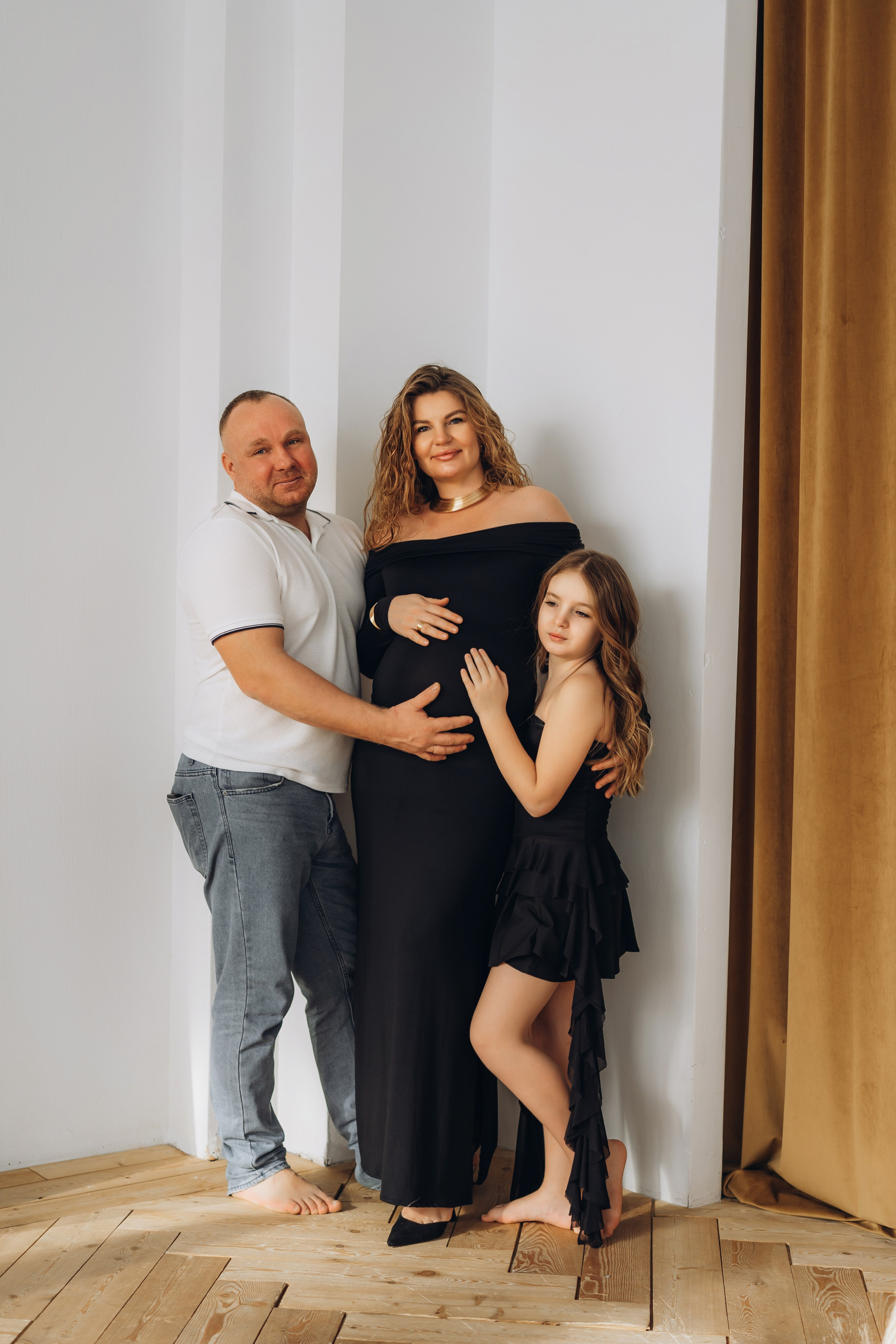 Семейная съемка в студии. Фотограф Екатеринбург Кокшарова Александра