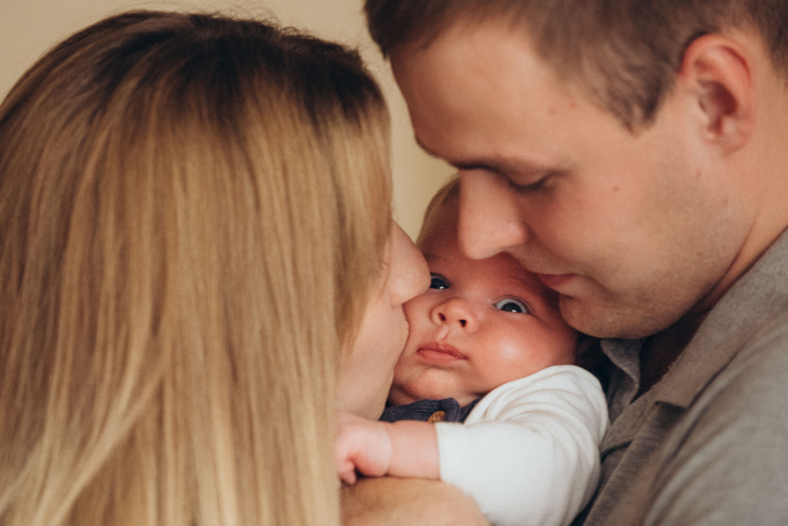 Семейные съемки дома. Семейный фотограф в Севастополе Куценко Светлана