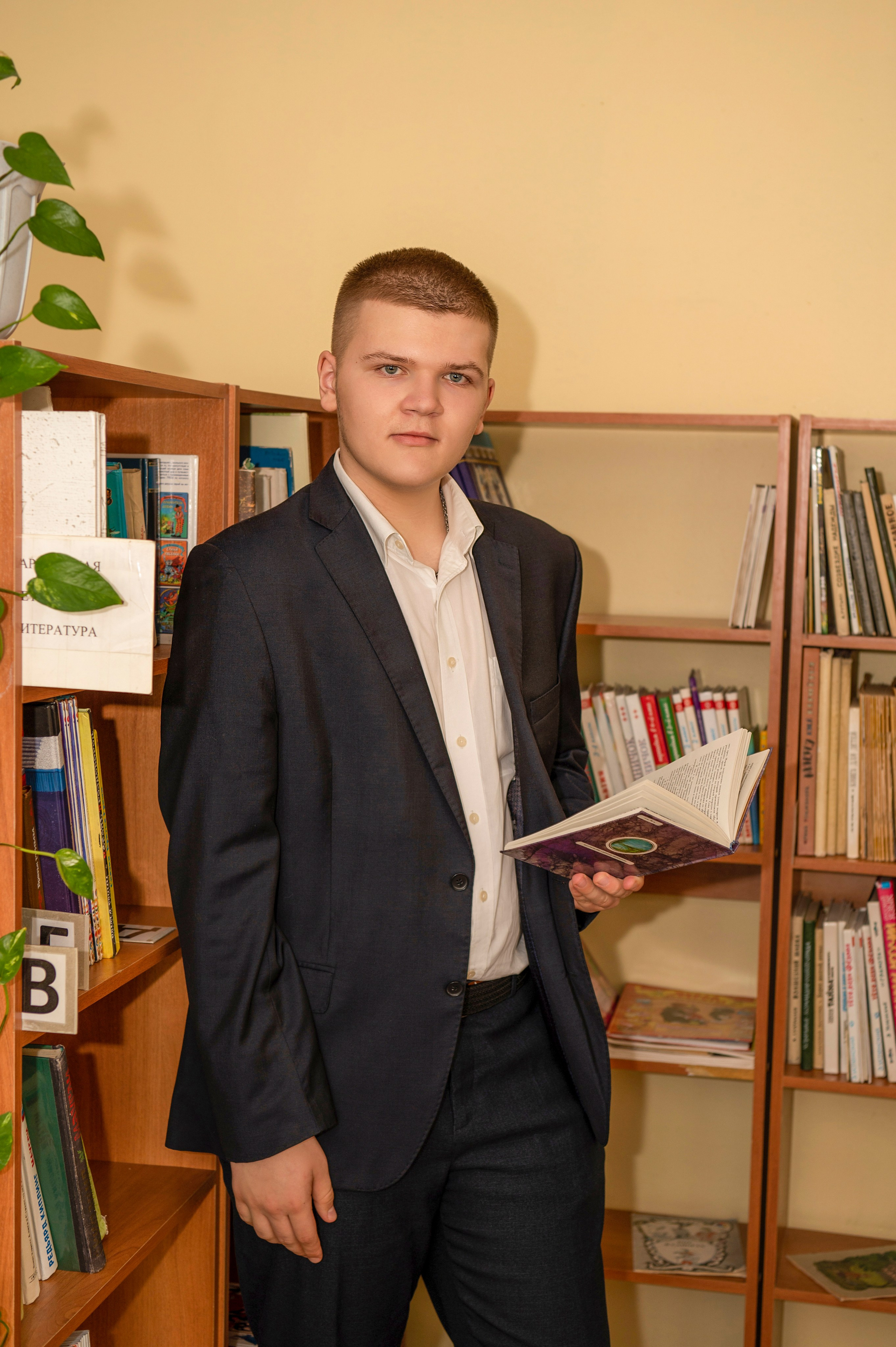 Портреты для старшеклассников 9-А класс Школа 953. Детский и семейный фотограф г. Москва Оксана Катаджи