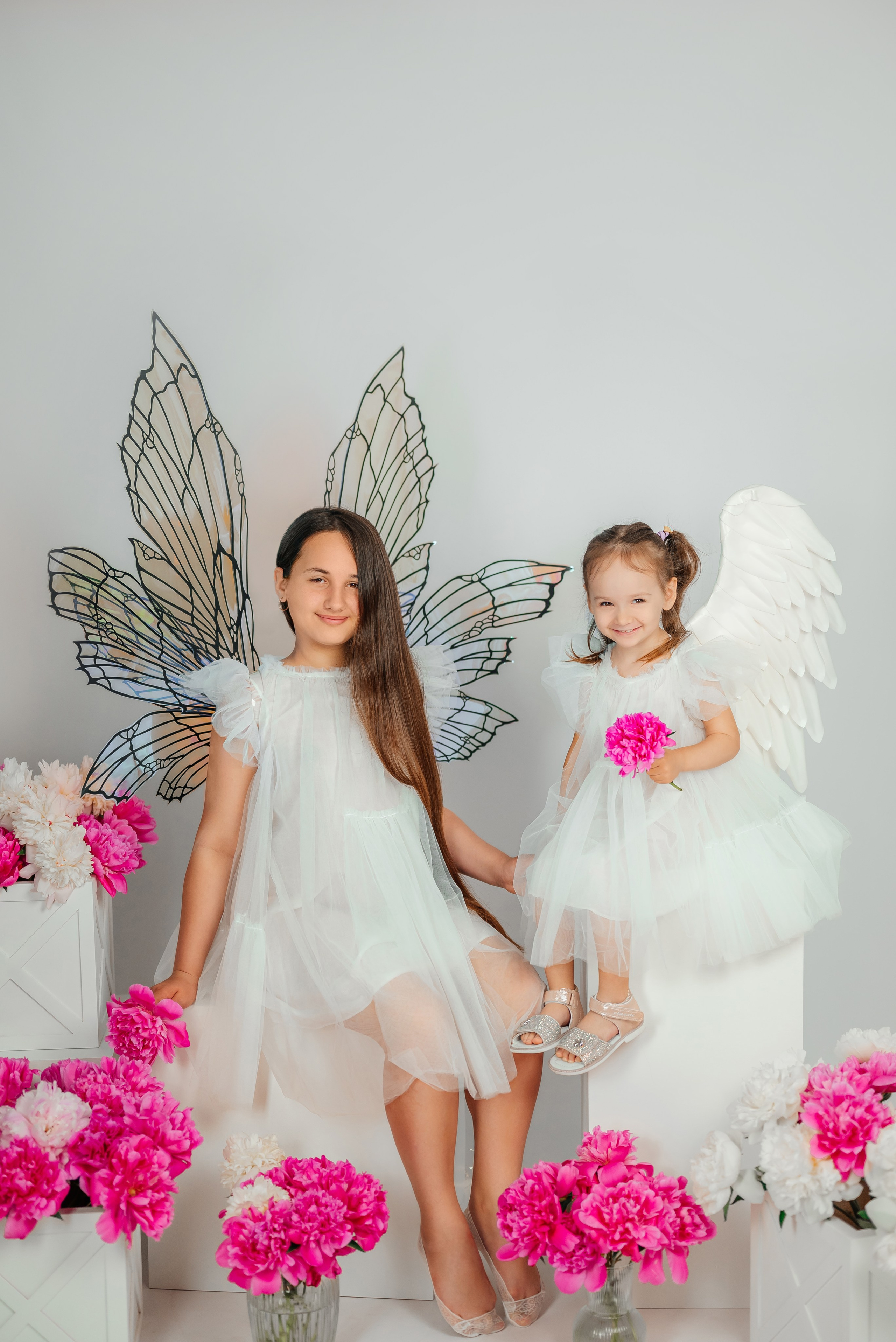 Семья в пионах. Семейный фотограф в Краснодаре