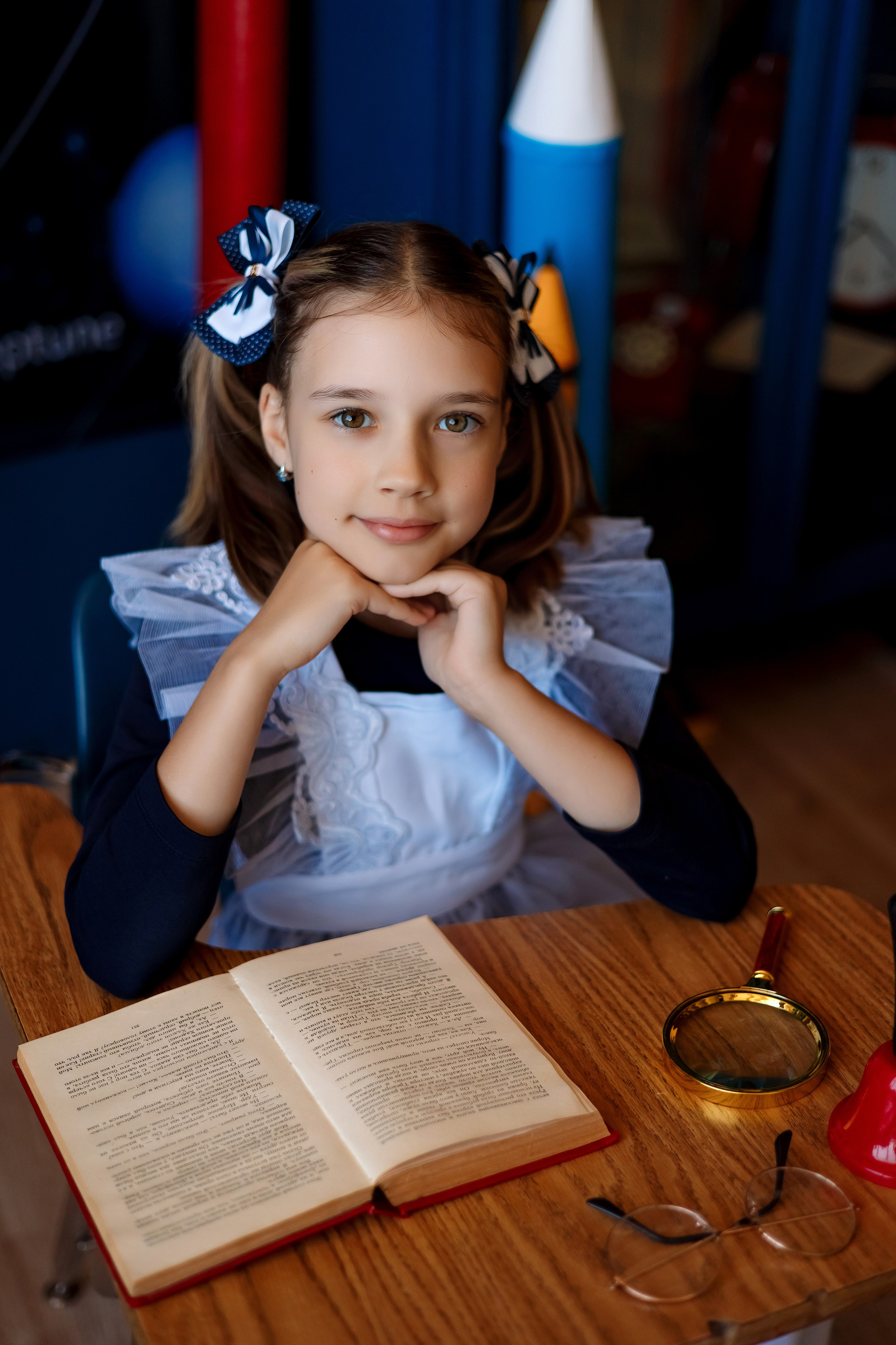 4 класс фотосессия в фотостудии. Фотограф Любовь Корниенко, Примоский край