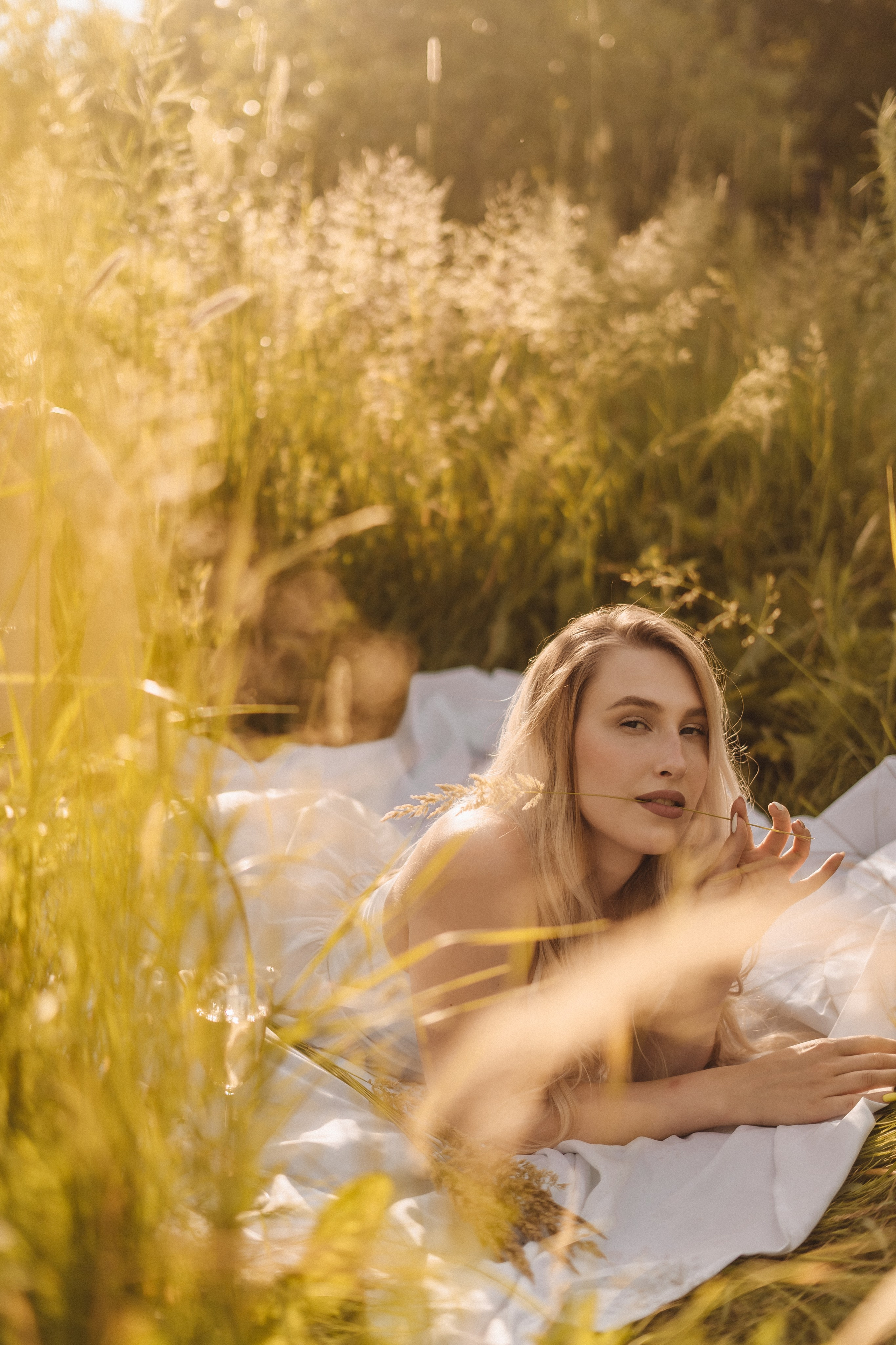 Яркая девушка и теплое лето. Фотограф сахалин