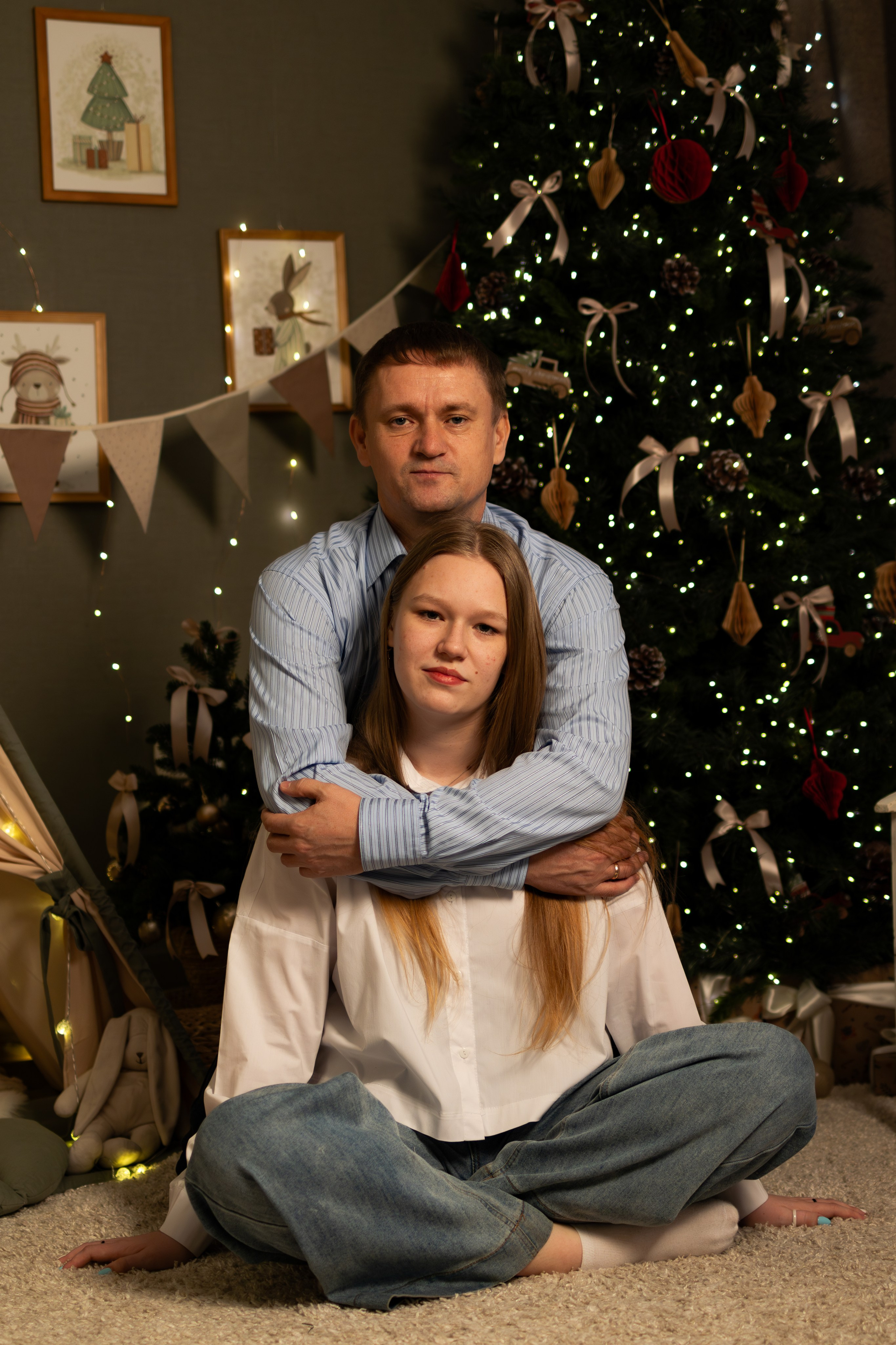 Новогодняя. Я работаю в разных жанрах фотографии — от портретов до свадебной и семейной съёмки — в городе Междуреченске. Виктория Куреннова