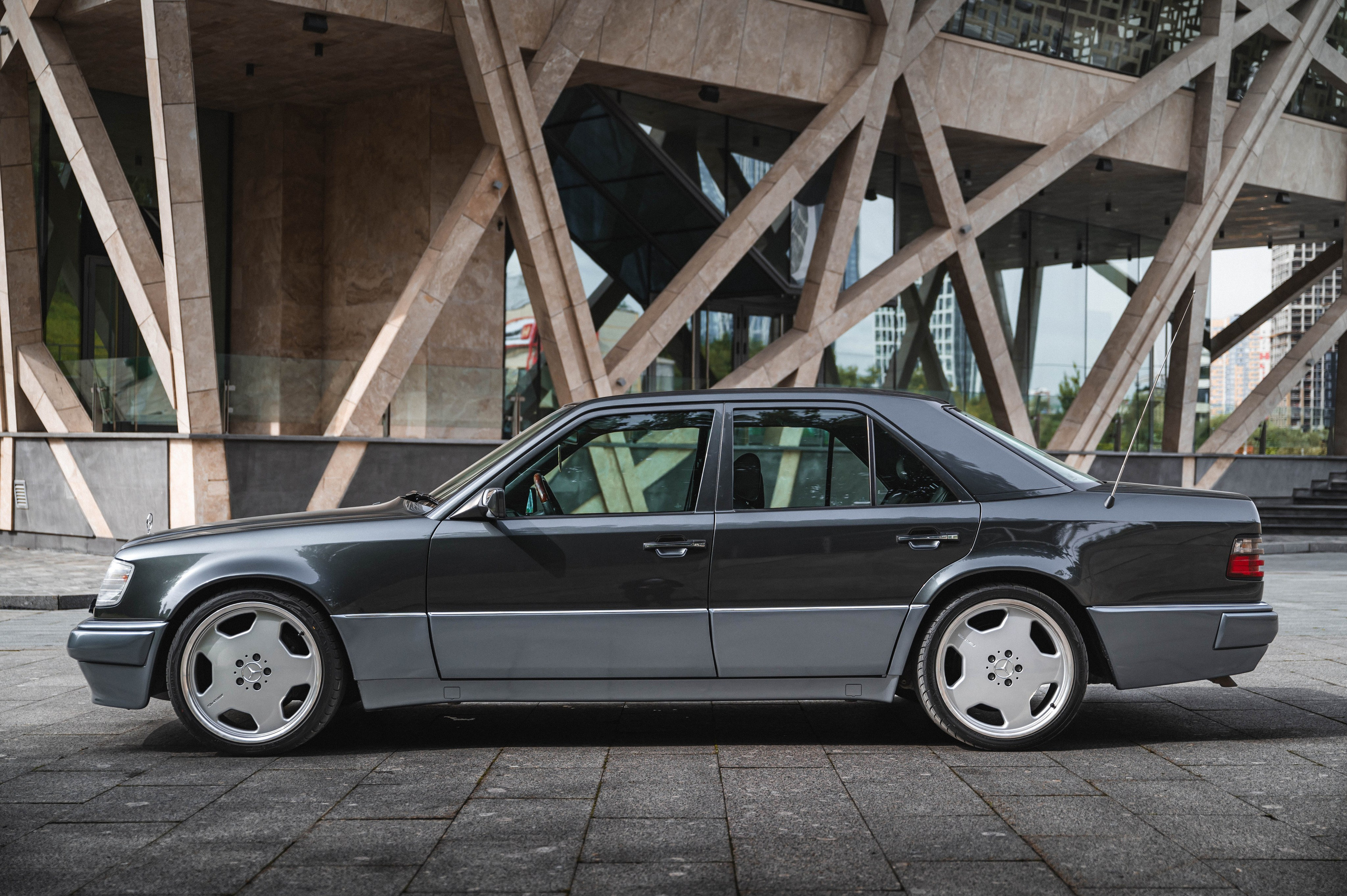 MB w124 E500 «Волчок». Автомобильный фотограф в Москве — Сидоров Дмитрий