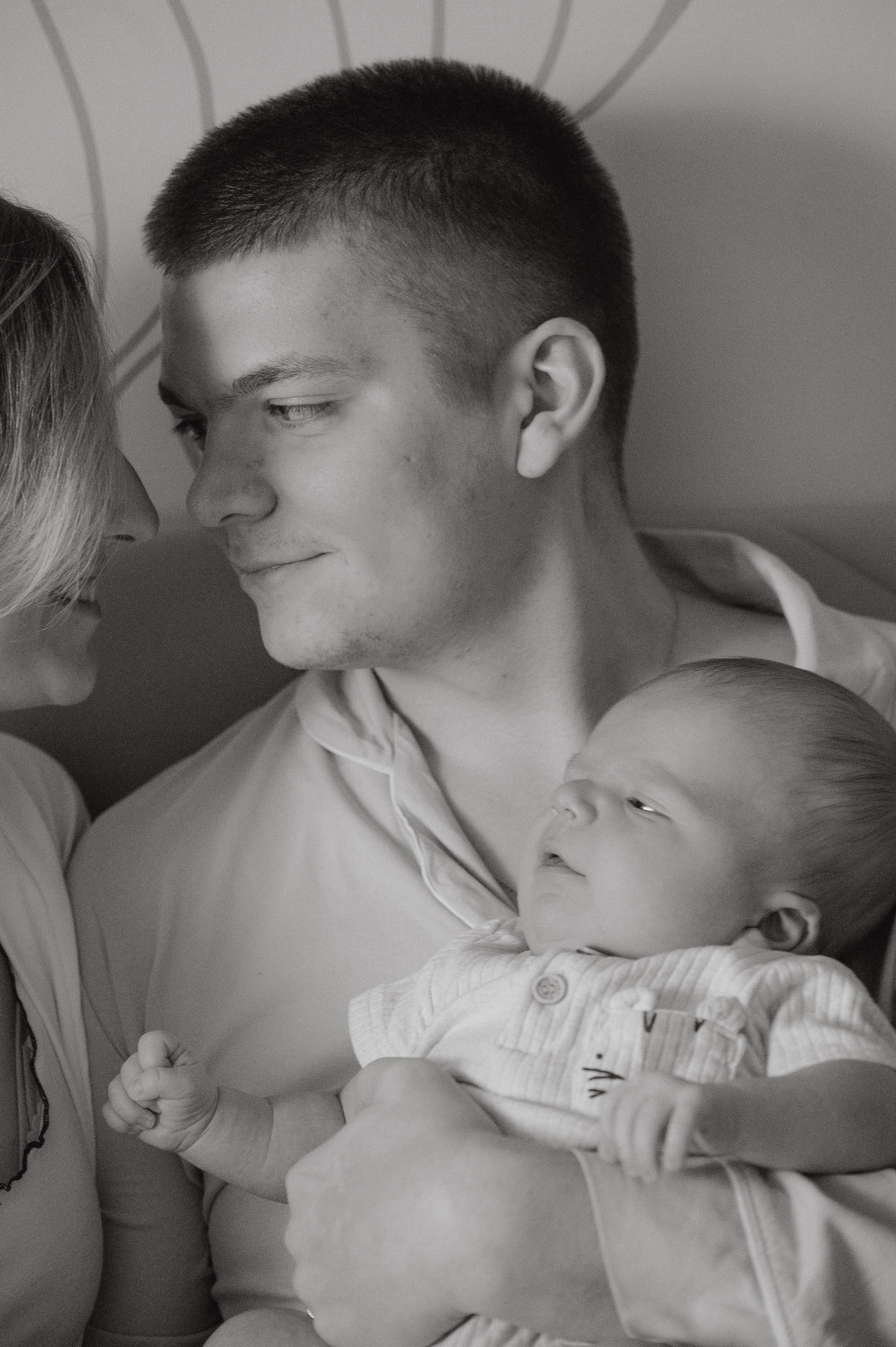 Иван, Ксения и Лев. Фотограф беременности и семьи, домашние съемки, Ньюборн