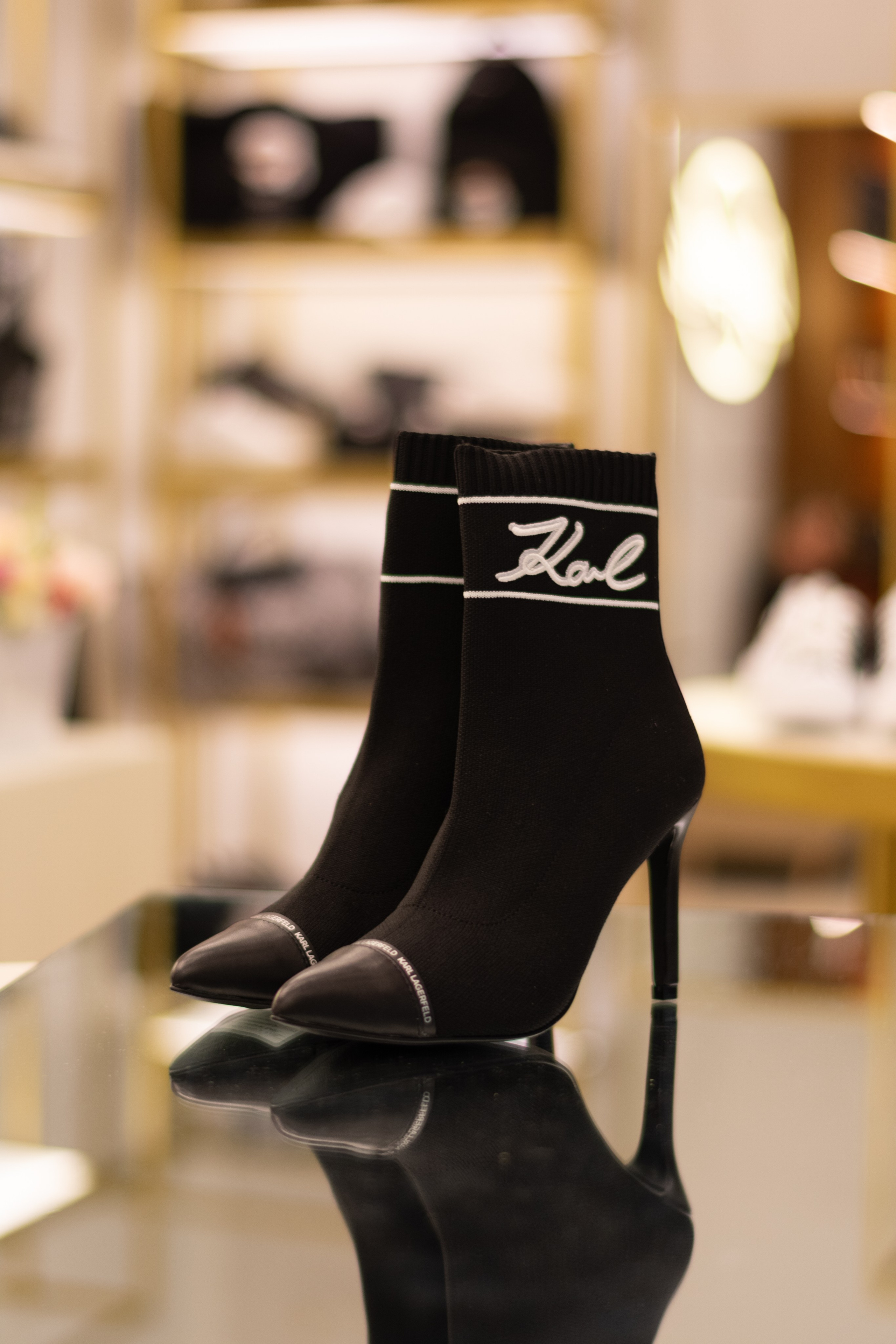 Для организаций. Предметная фотосессия для обувного магазина Capsula. Фотограф/видеограф Богдан Голованов