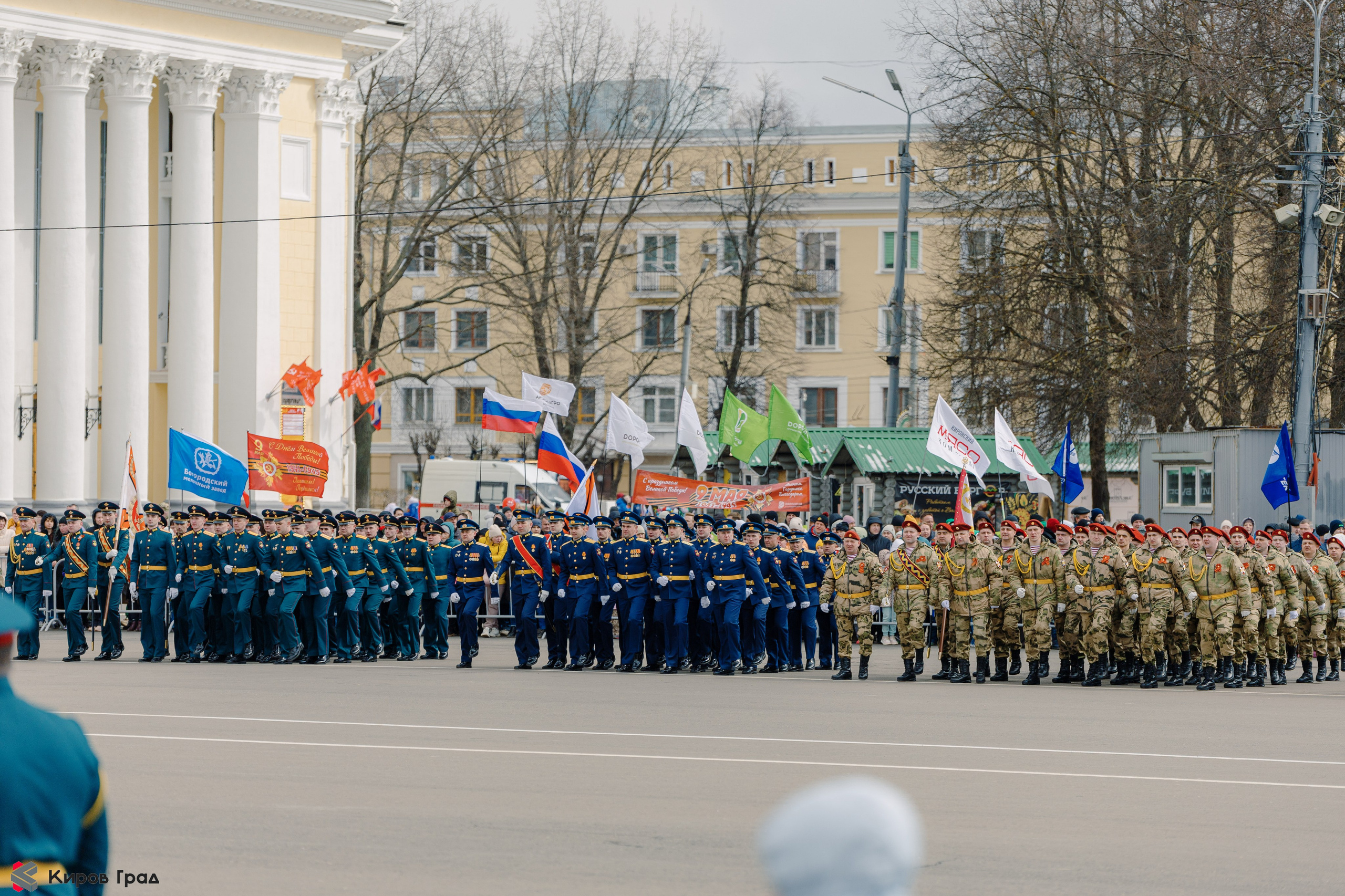 Парад победы 9 мая. Свадебный и репортажный фотограф Киров | Вадим Карпук