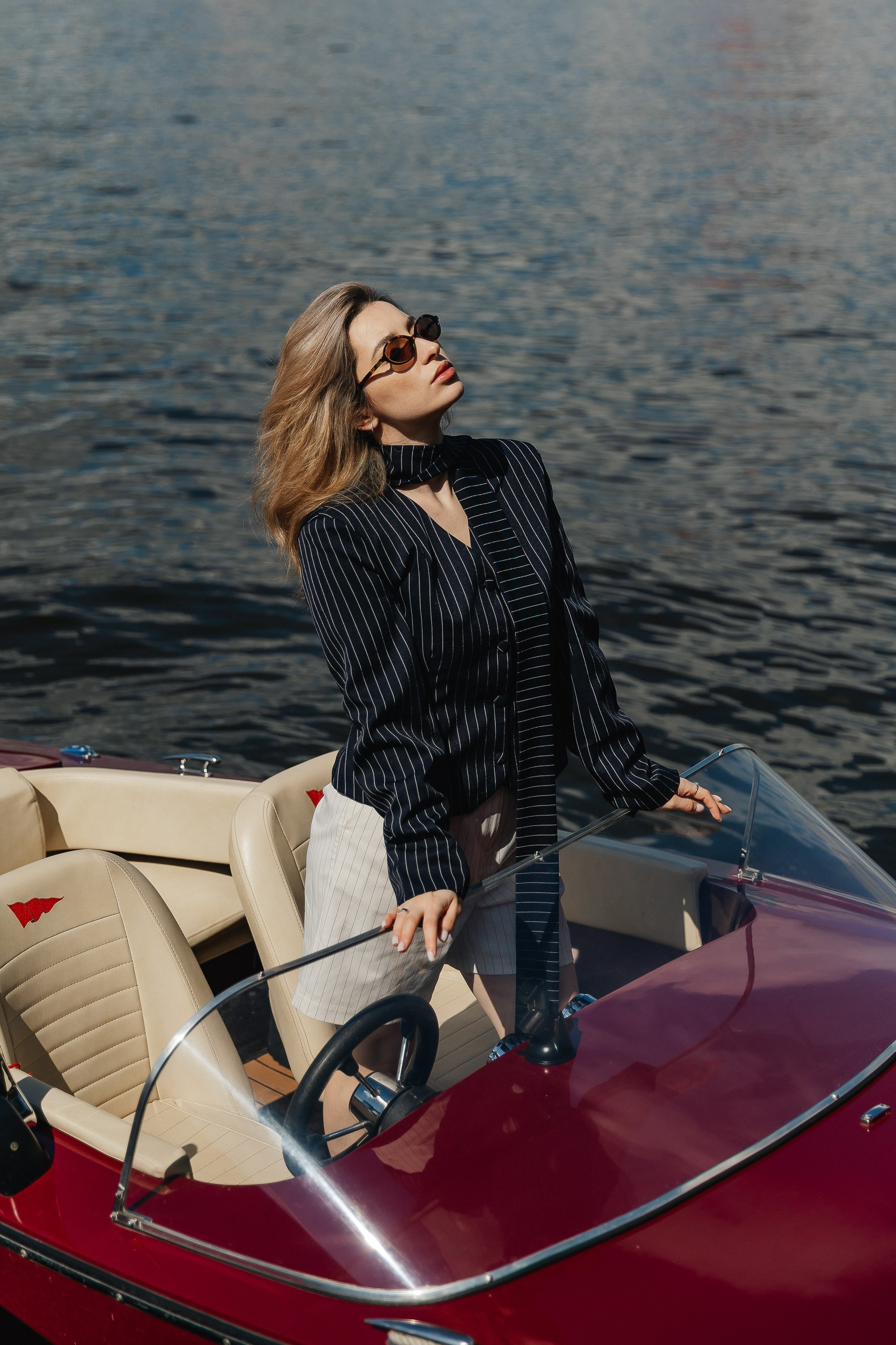 Девичник на ретро катерах. Фотограф Москва, Балашиха, МО. Свадьбы, репортажи, контент, портреты