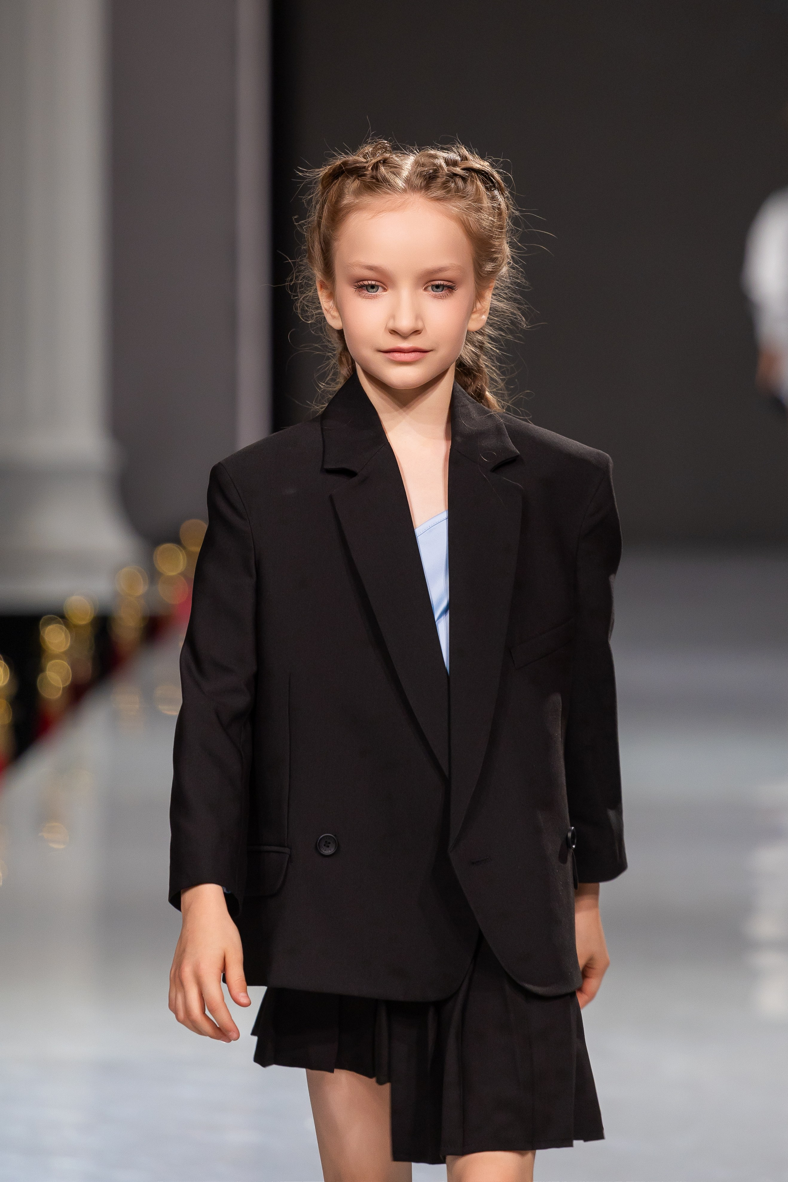 Estet Fashion Week. Photomantis