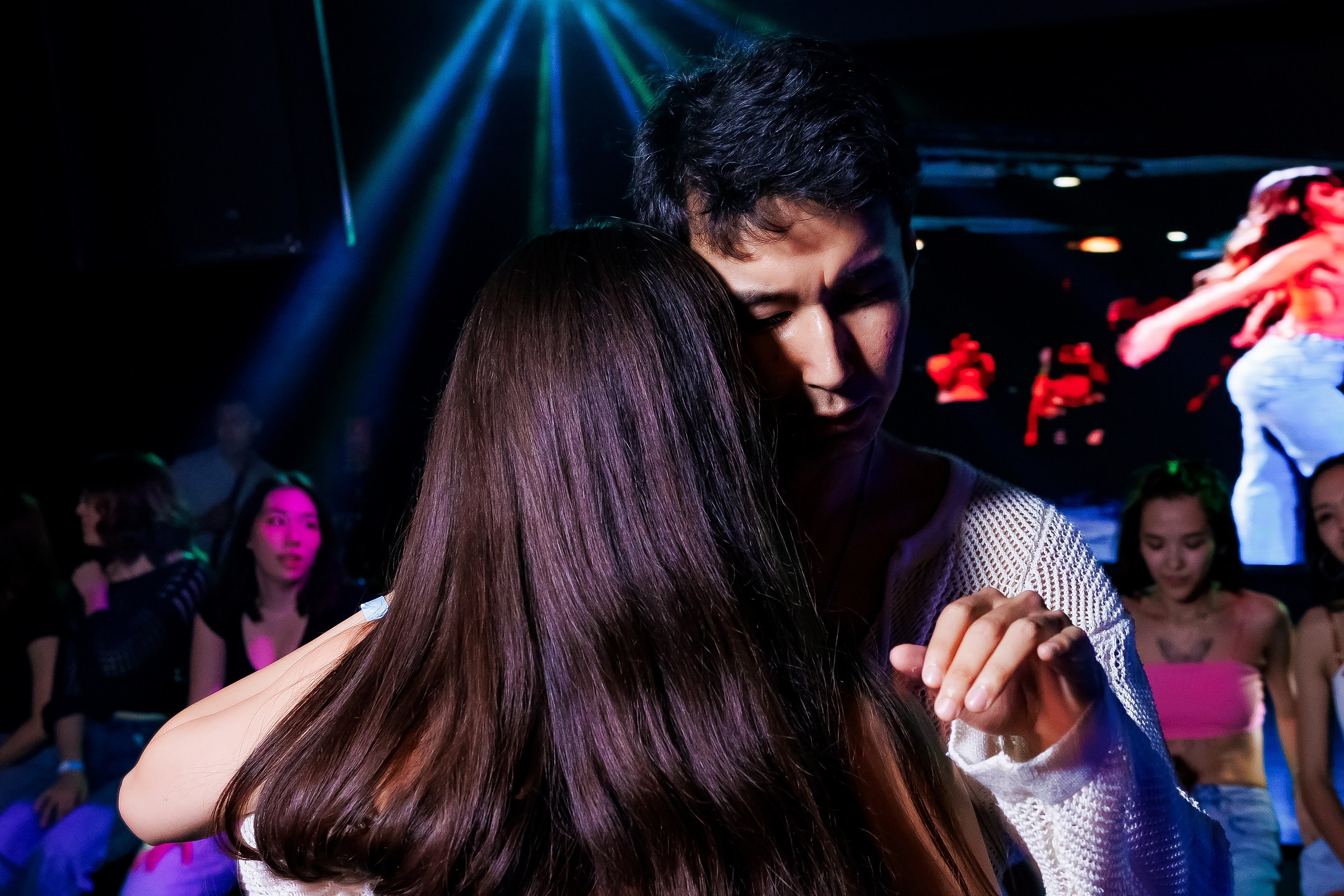 Bachata Party Hola Dance. Репортажный фотограф в Алматы Каюпов Сержан