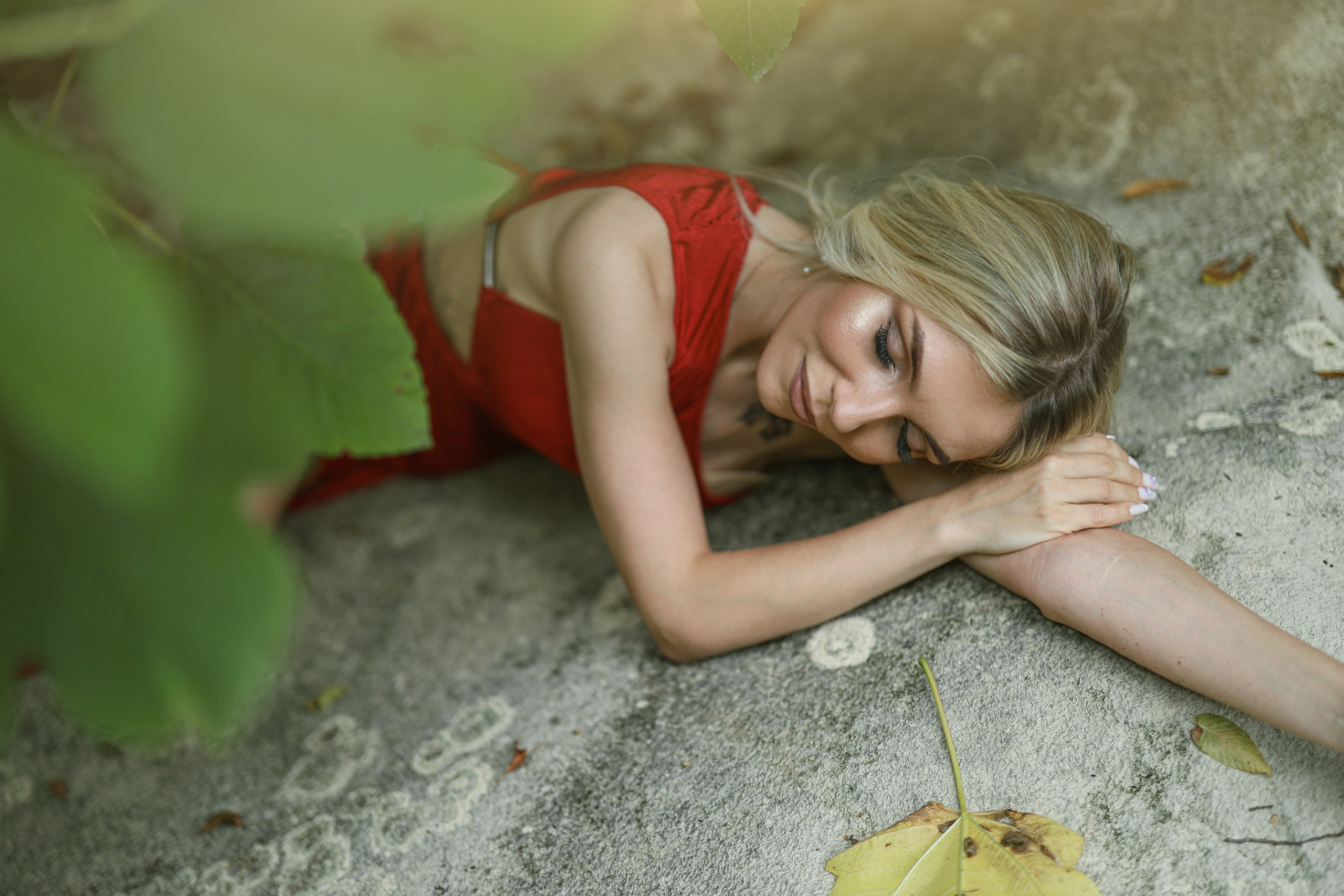 Фотосессия на Ольгинском водопаде для Ирины. Свадебный и семейный фотограф в Абхазии Жанна Соснина