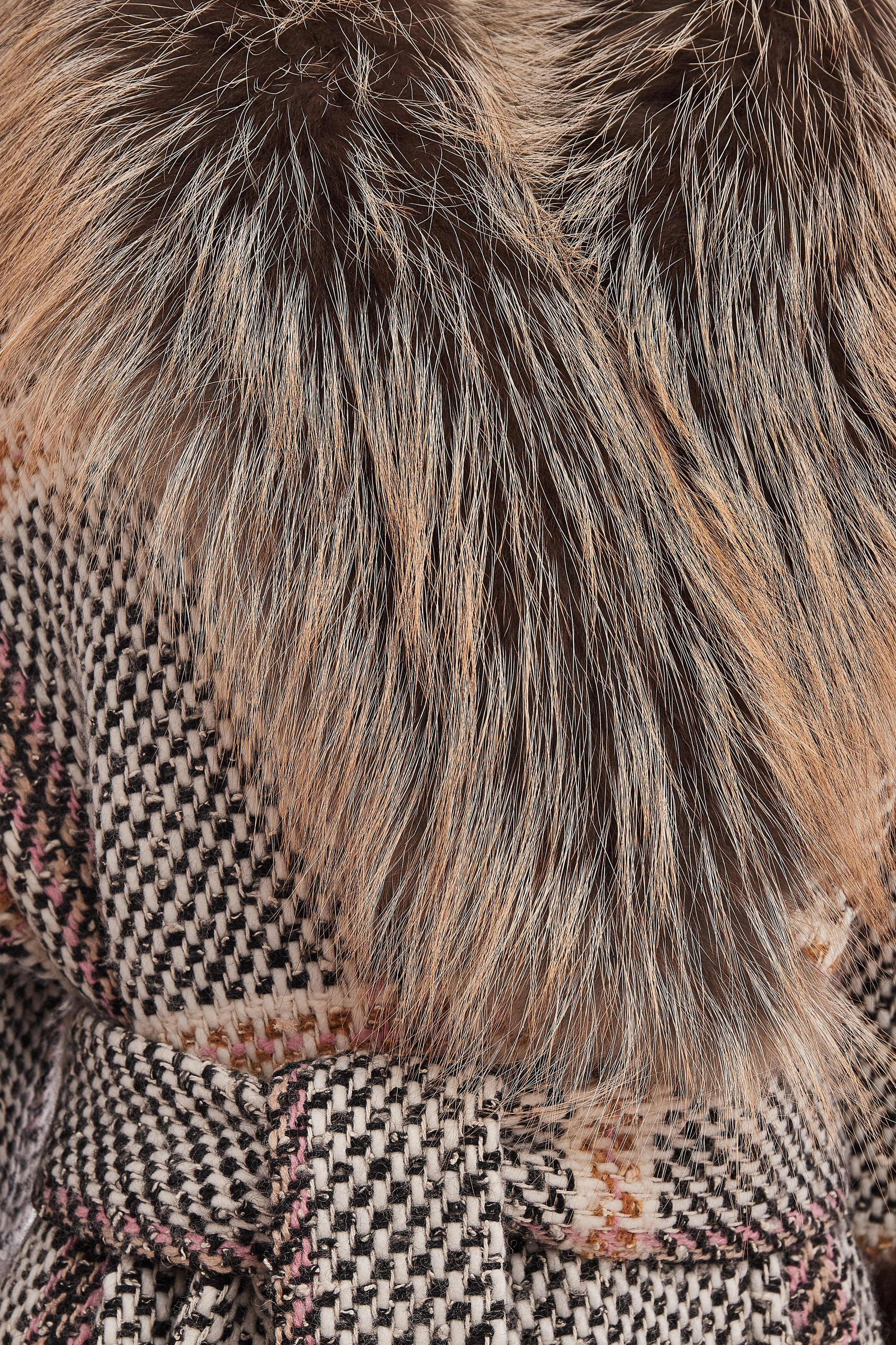 "Профессиональная фотосъемка дизайнерской одежды на классическом манекене с высокой детализацией""Съемка премиум одежды на манекене с качественной ретушью и подготовкой к съемке""Высококачественная фотосъемка дизайнерской одежды на прозрачном манекене в студии""Фотосъемка и ретушь премиальной дизайнерской одежды с отпариванием и подготовкой ткани""Рекламная съемка дизайнерской одежды на манекене с профессиональной обработкой фото""Студийная фотосъемка одежды премиум-класса на прозрачном манекене с акцентом на текстуру""Профессиональная ретушь и фотосъемка дизайнерской одежды с подготовкой манекена и одежды""Высококачественные готовые фотографии дизайнерской одежды на манекене для каталога""Фотосъемка премиальной одежды на манекене с отпариванием и профессиональной ретушью""Рекламная съемка дизайнерской одежды на прозрачном манекене с детальной постобработкой""Премиум фотосъемка одежды на манекене с подготовкой ткани и качественной ретушью""Студийная съемка дизайнерской одежды с использованием прозрачного манекена и ретушью""Фотосъемка и ретушь одежды премиум-класса на манекене с профессиональной подготовкой""Готовые фотографии дизайнерской одежды на манекене с отпариванием и студийной обработкой""Профессиональная фотосъемка и ретушь дизайнерской одежды на прозрачном манекене высокого качества" "Профессиональная каталожная съемка меховых изделий — шуб, манишек и воротников""Высококачественная каталожная фотосъемка кожаных курток и плащей для интернет-магазина""Студийная каталожная съемка аксессуаров из меха и кожи с детальной проработкой текстур""Коммерческая каталожная фотосъемка меховых шуб и кожаных изделий с белым фоном""Рекламная каталожная съемка курток и плащей из натуральной кожи и меха""Каталожная фотосъемка меховых воротников и манишек с акцентом на качество материалов""Профессиональная съемка меховых аксессуаров для каталогов и онлайн-продаж""Высокоточная каталожная съемка кожаных изделий и меховых шуб для брендов""Каталожная съемка меховых изделий с профессиональной ретушью и подготовкой товара""Фотосъемка каталогов с меховыми шубами, куртками и кожаными плащами высокого качества"