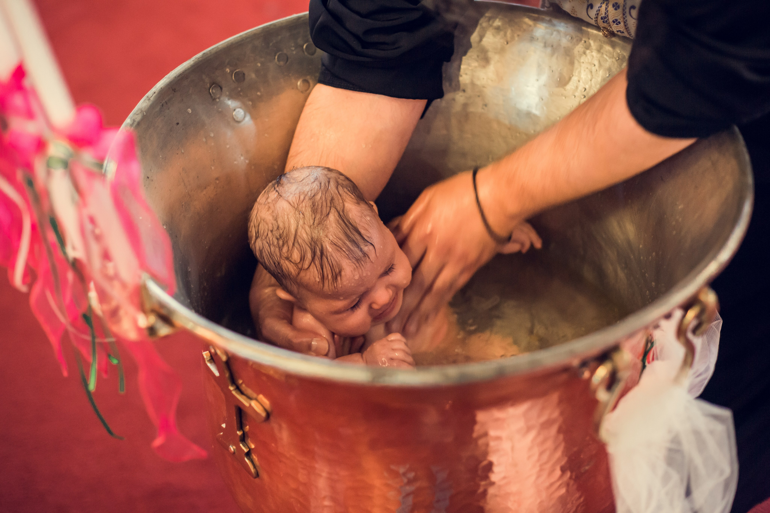 Крещение Марианны на Кипре. Семейный фотограф Николаева Ольга