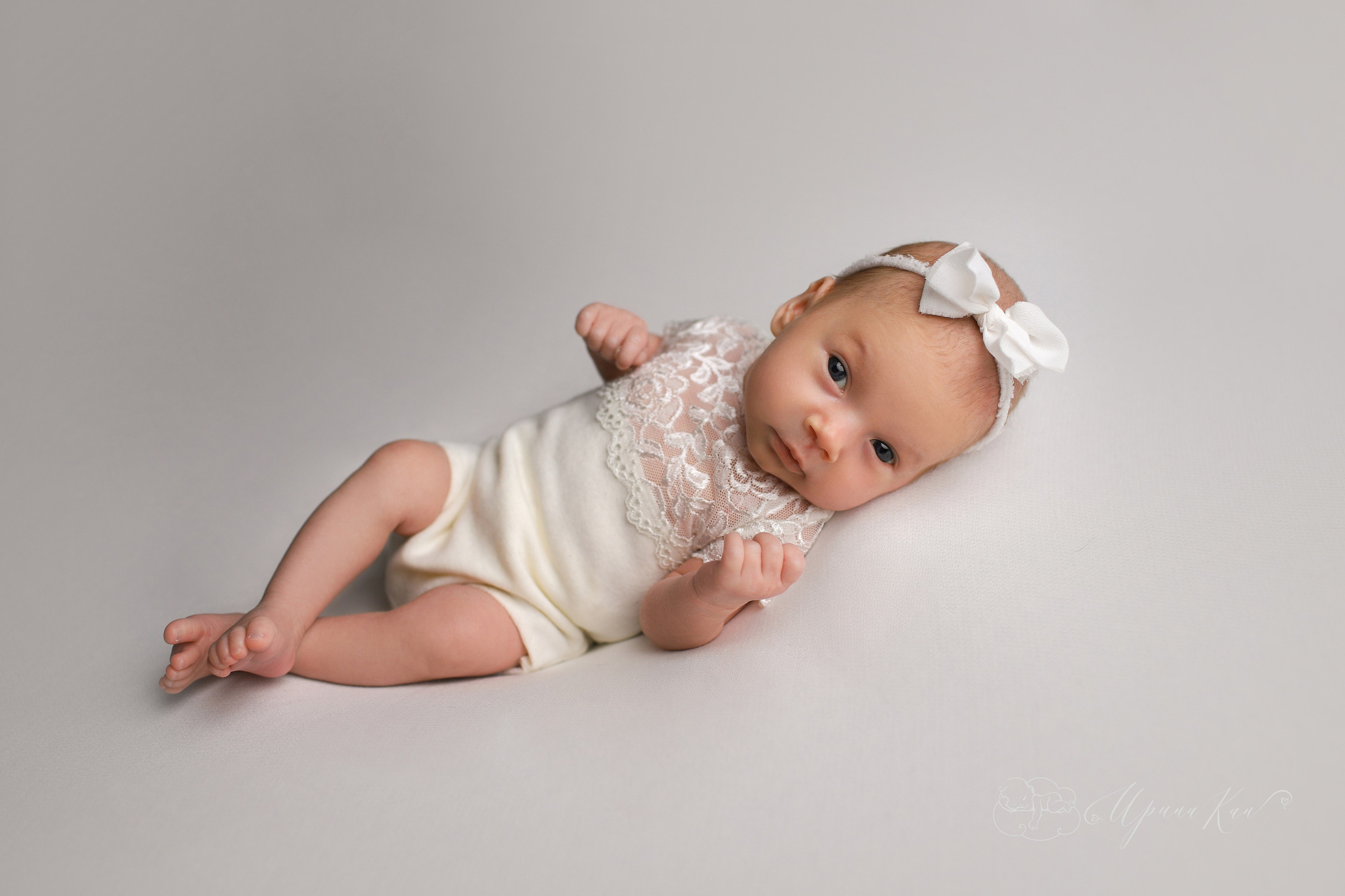 Мини съемка новорожденные девочки. Ирина Кан Фотограф новорожденных в Екатеринбурге