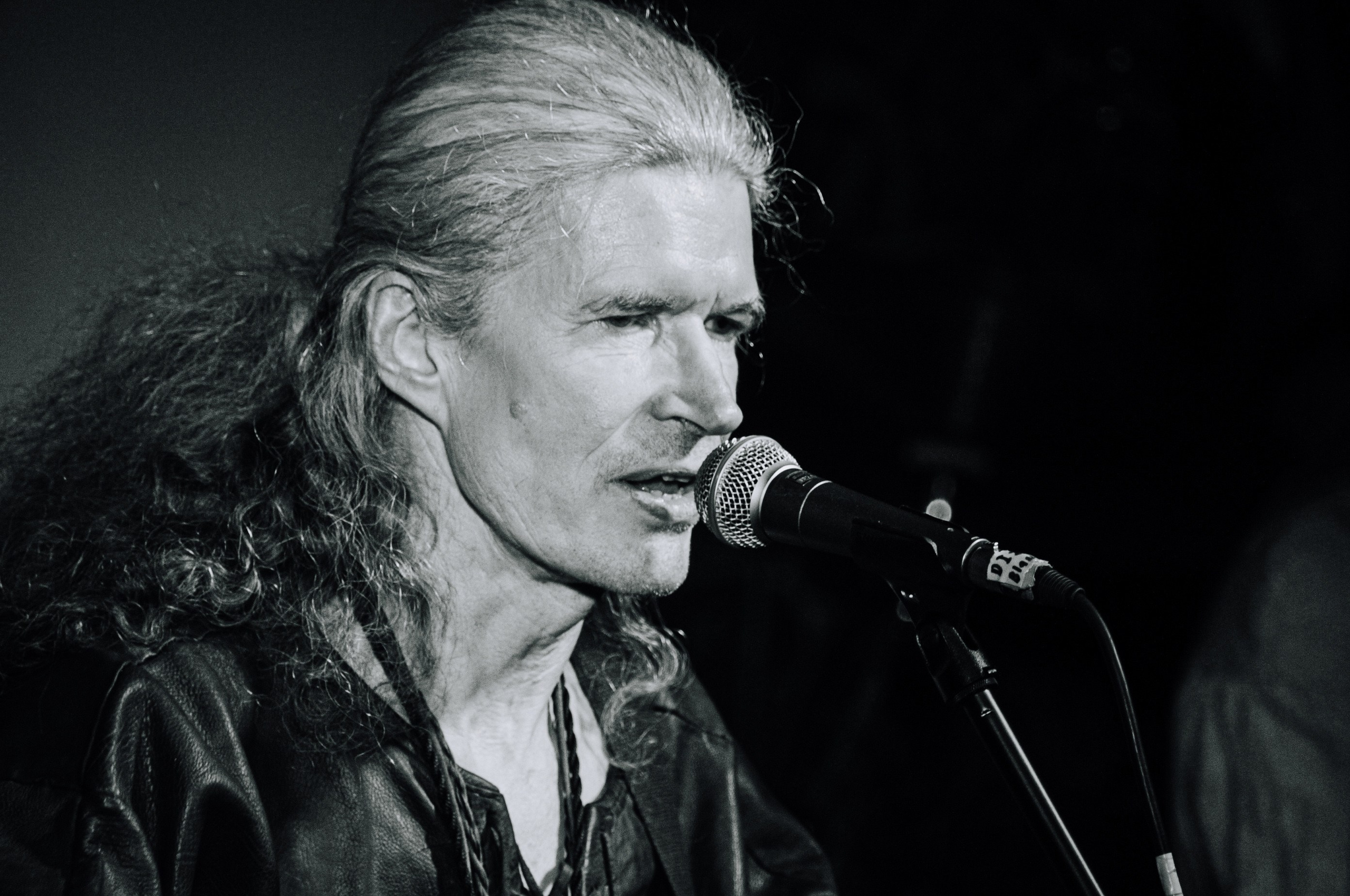 Выступление Spiritual Seasons в Петербурге. Портретный и лайфстайл фотограф в Санкт-Петербурге