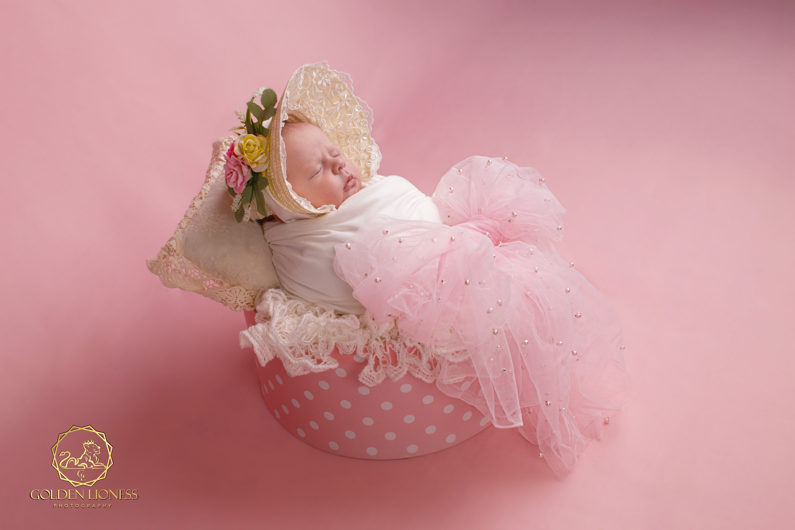 Галерея. GoldenLioness | Фотосессия новорожденных детей (newborn) Москва