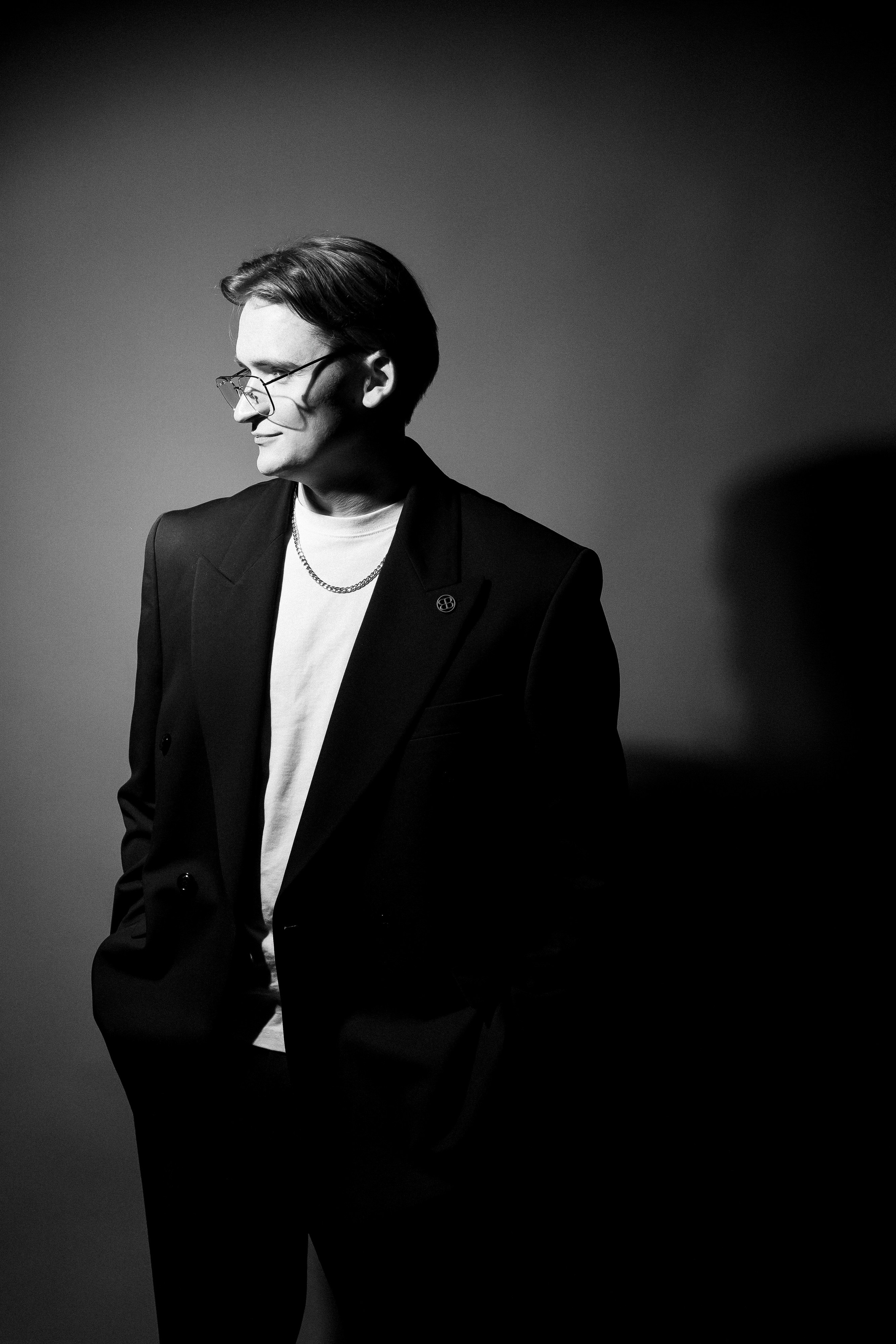 Контент-съемка для ведущего — Денис. Свадебный фотограф в Нижнем Новгороде Генеральская Ира