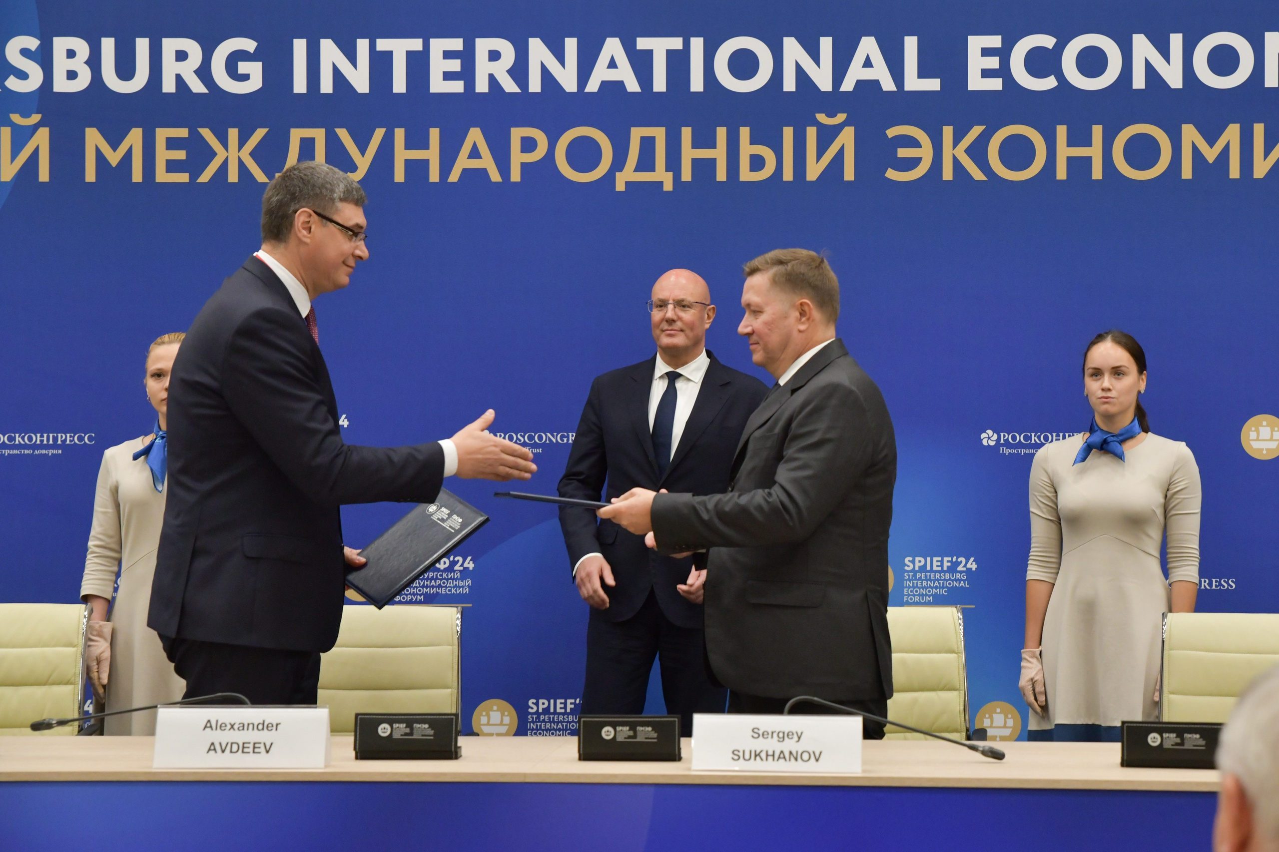 ПМЭФ'24. Женский фотограф в Санкт-Петербурге Степлевич Дарья