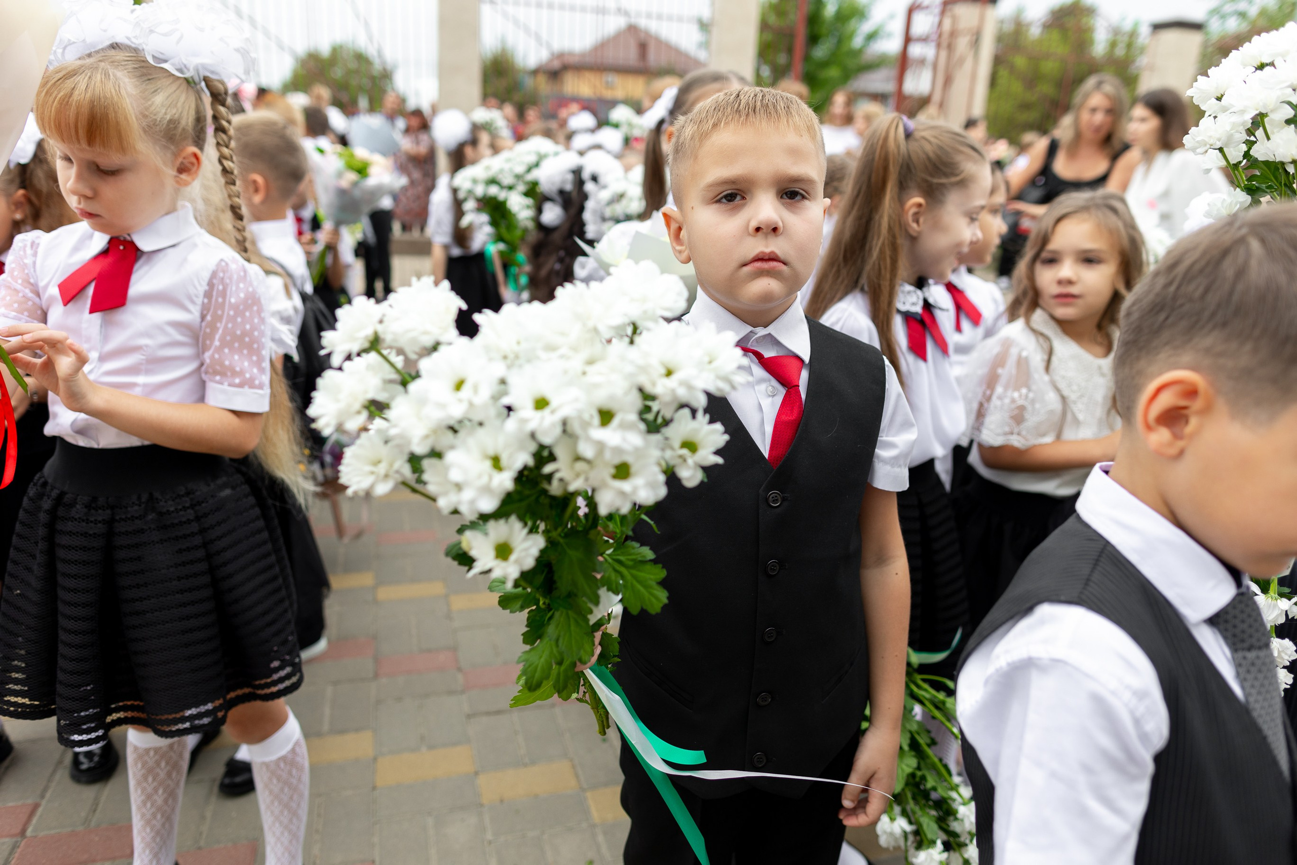 Школа № 61 им. Лавриненко, 1-е сентября | Фото. Фото и видеосъемка любых мероприятий в городе Краснодаре и Краснодарском крае. Щеколдин Антон