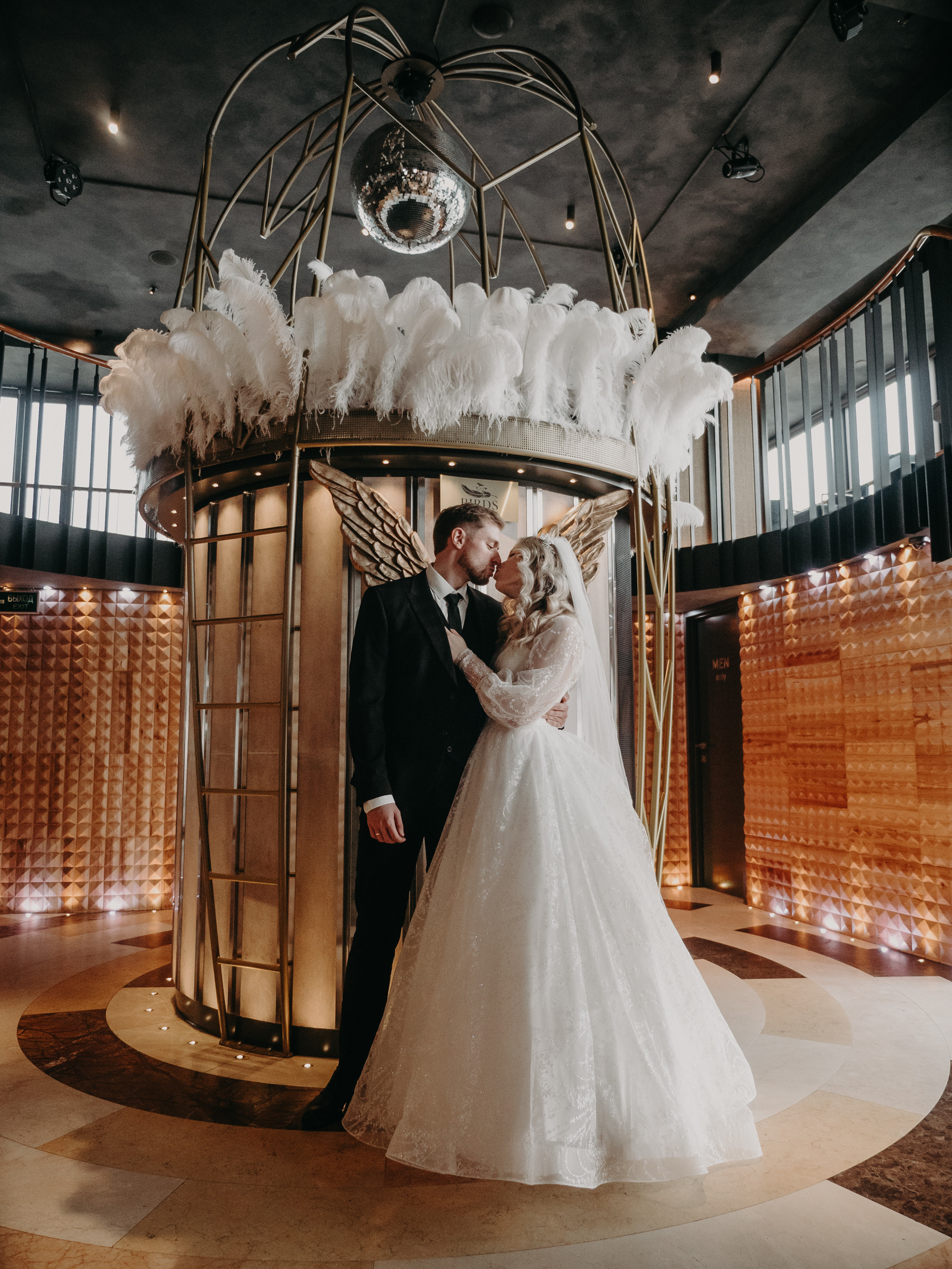 Выездная регистрация в ресторане Birds, Москва-Сити