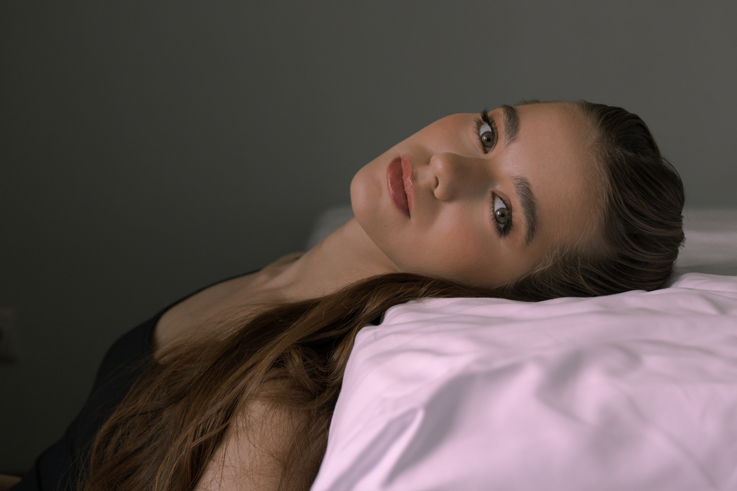 Вита Овчинникова. Фотограф в Новосибирске. Снимаю женские портреты, контент для блогеров и брендов