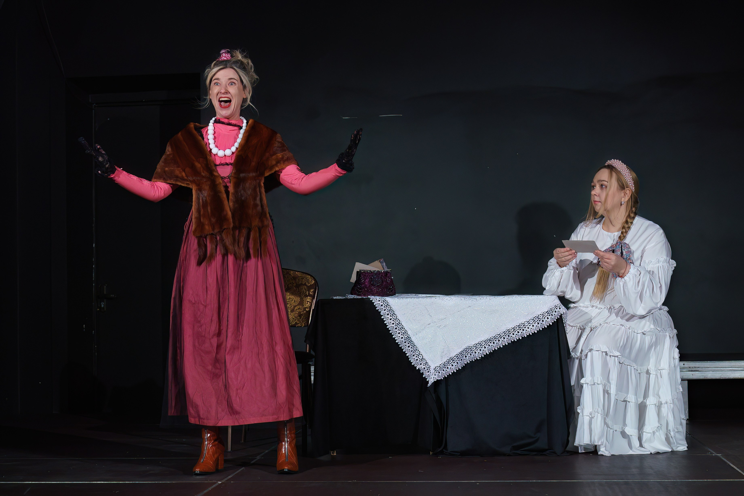 Отрывки из пьес. Продвинутые курсы по обучению актерскому мастерству. Театральная фотография