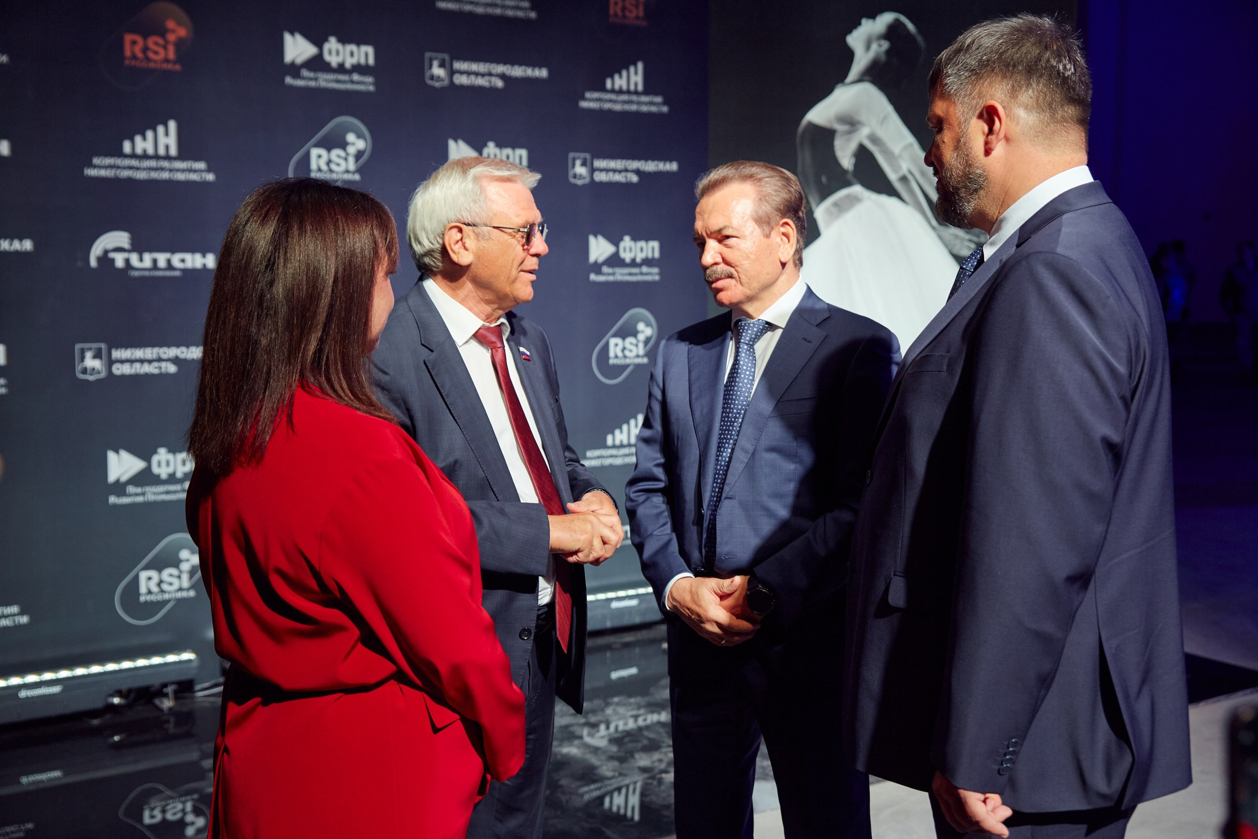 Руссилика. Открытие завода. Антон Артюшин, портретный фотограф. Москва