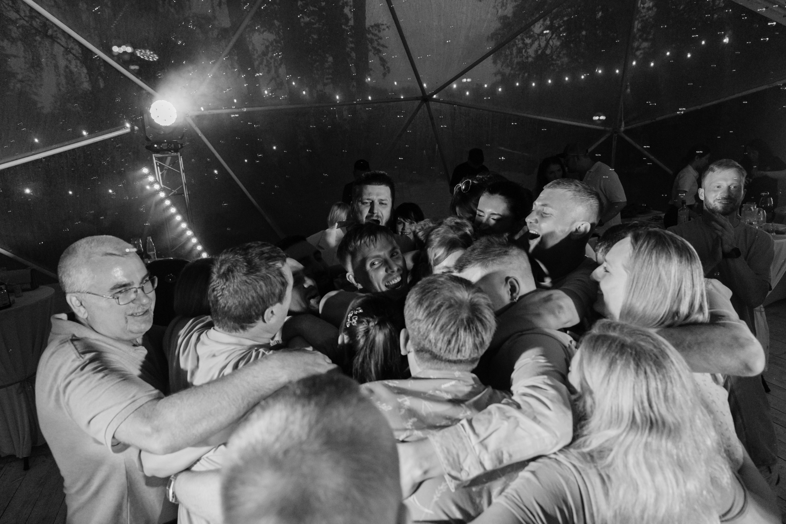 Оксана и Кирилл. Мозжерина Ирина — Свадебный и семейный фотограф в Екатеринбурге