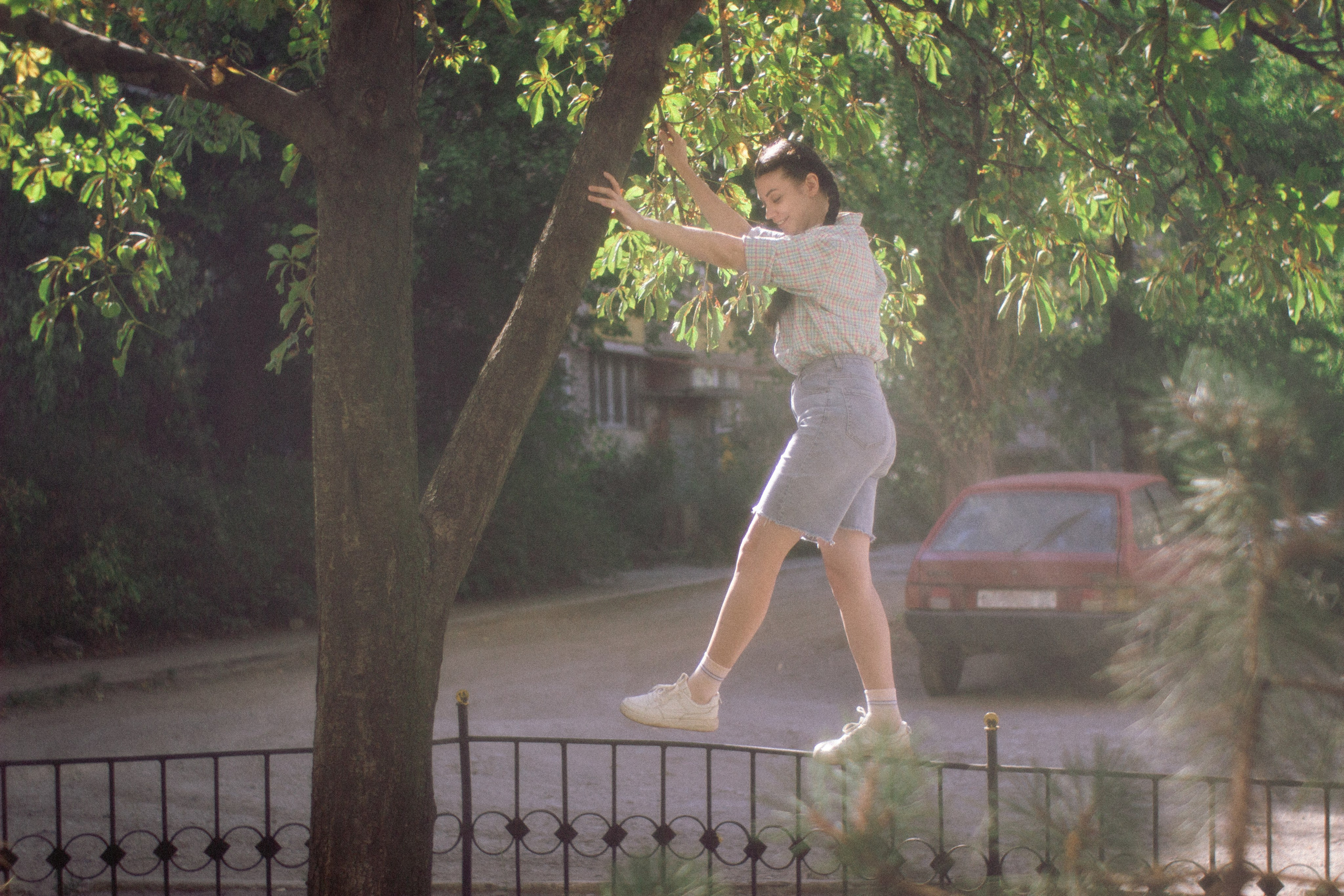 Один день из детства. • Фотограф Александра Светозар Алчевск •