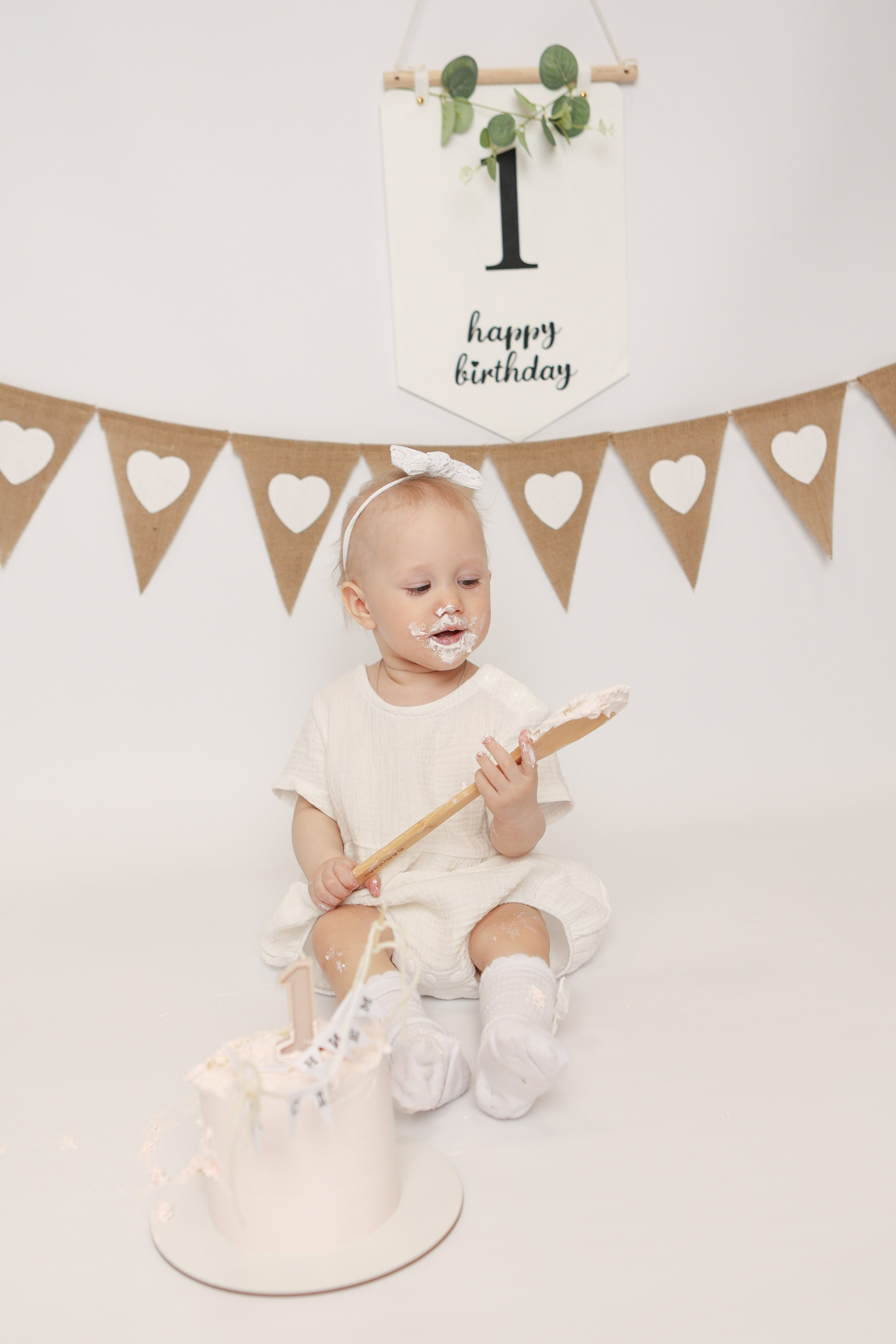 Крушение тортика. Фотограф новорожденных. Детский и семейный фотограф Марьяна Юдина