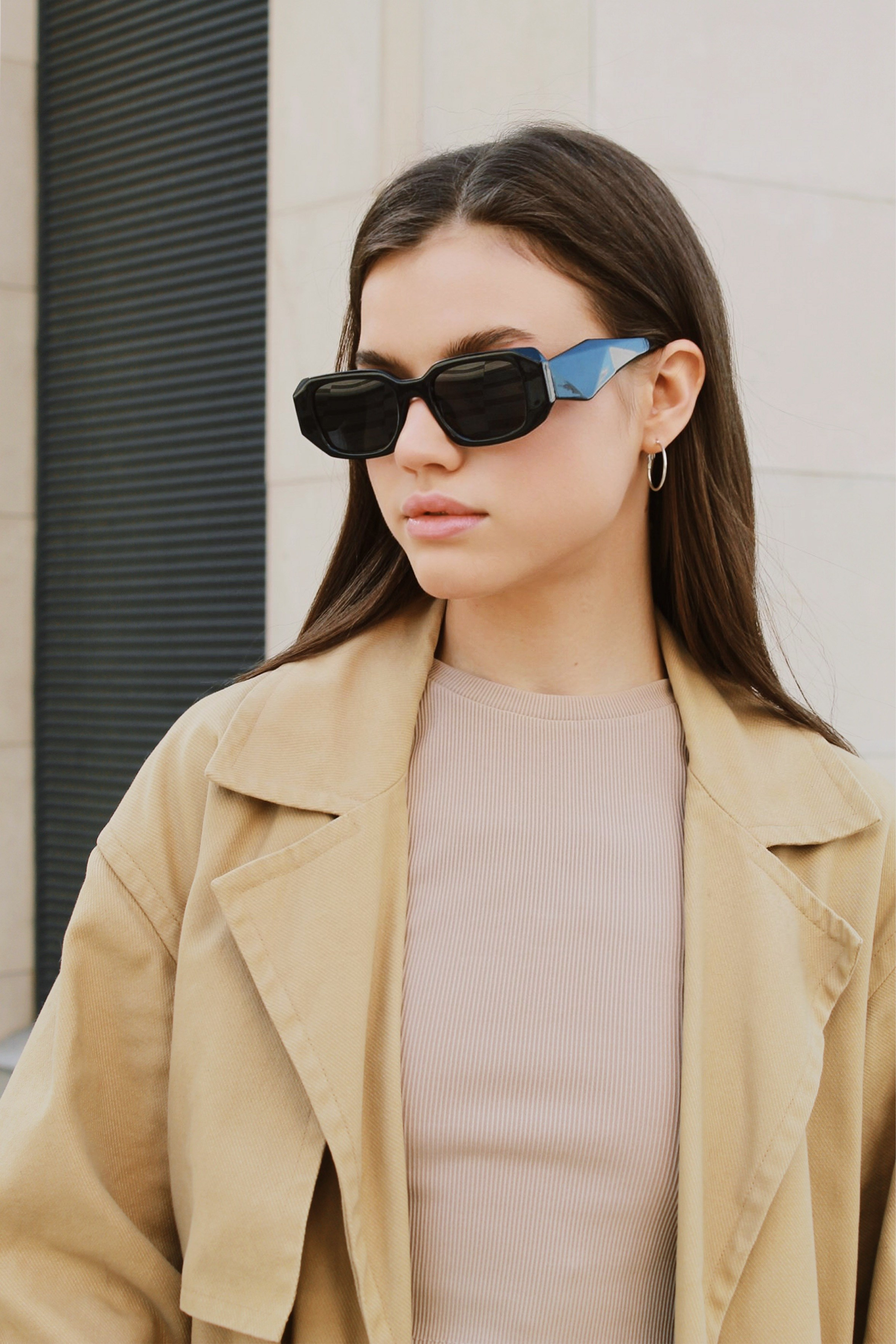 MATTENA. Glow Models