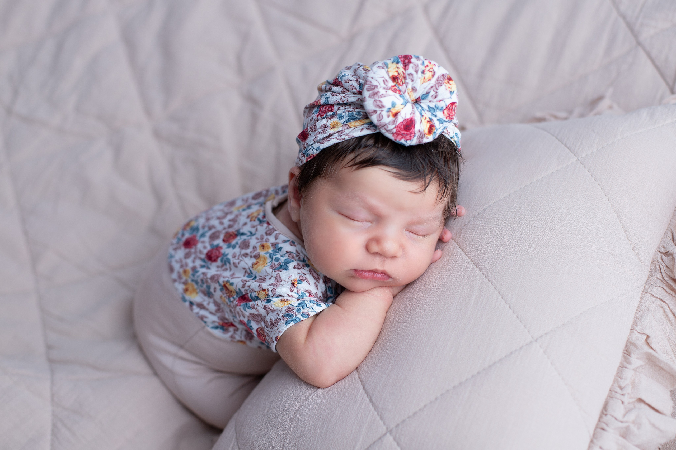 Новорожденные. Фотограф новорожденных в Губкинском Алена Аввакумова