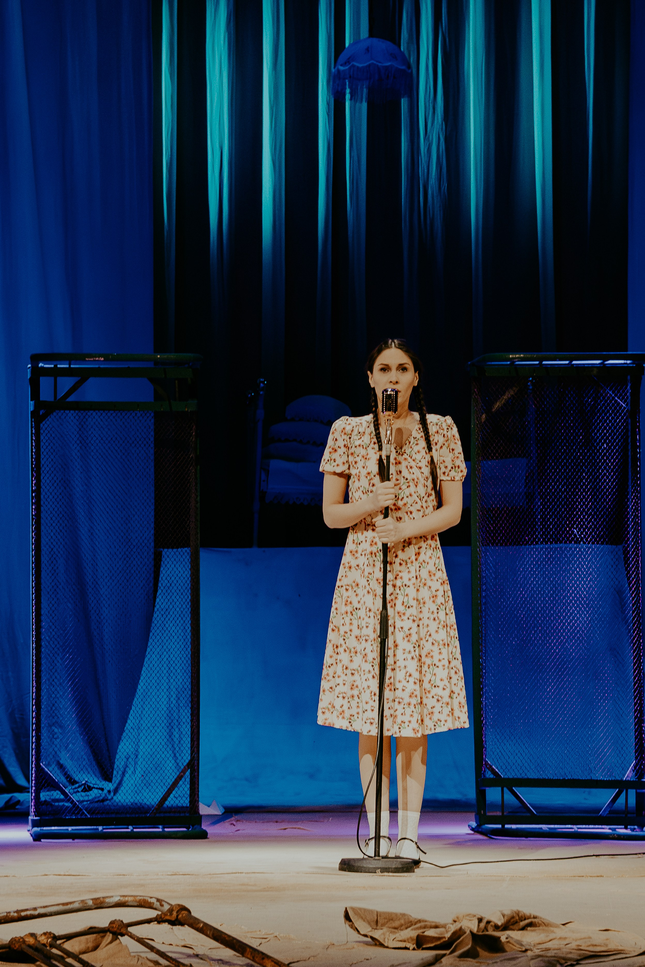 Театр Юного Зрителя " Не покидай меня». Фотограф Марк Файзулин