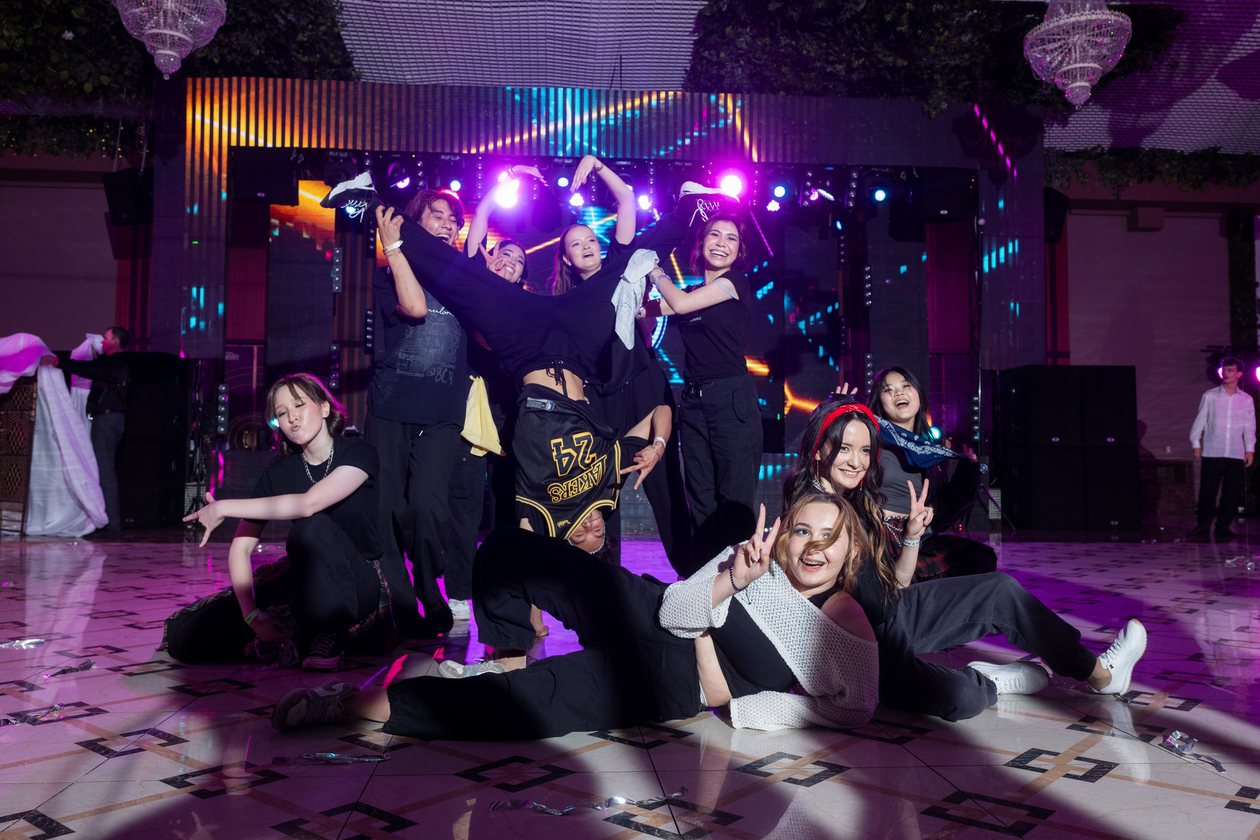 Выпускной вечер | Встреча рассвета. Фото и видеосъемка в Алматы