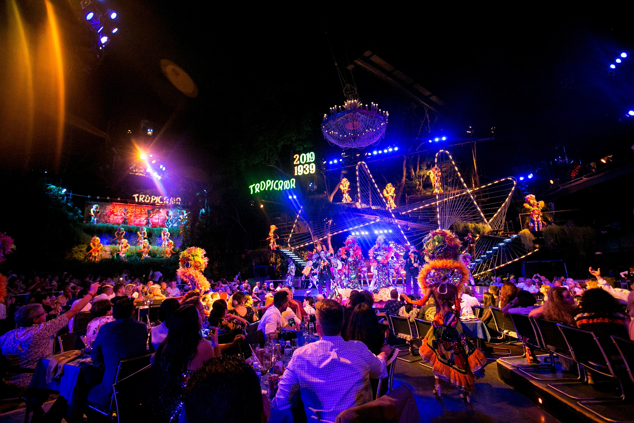 *Entertainment. Фотограф в MICE Дмитрий Плисов