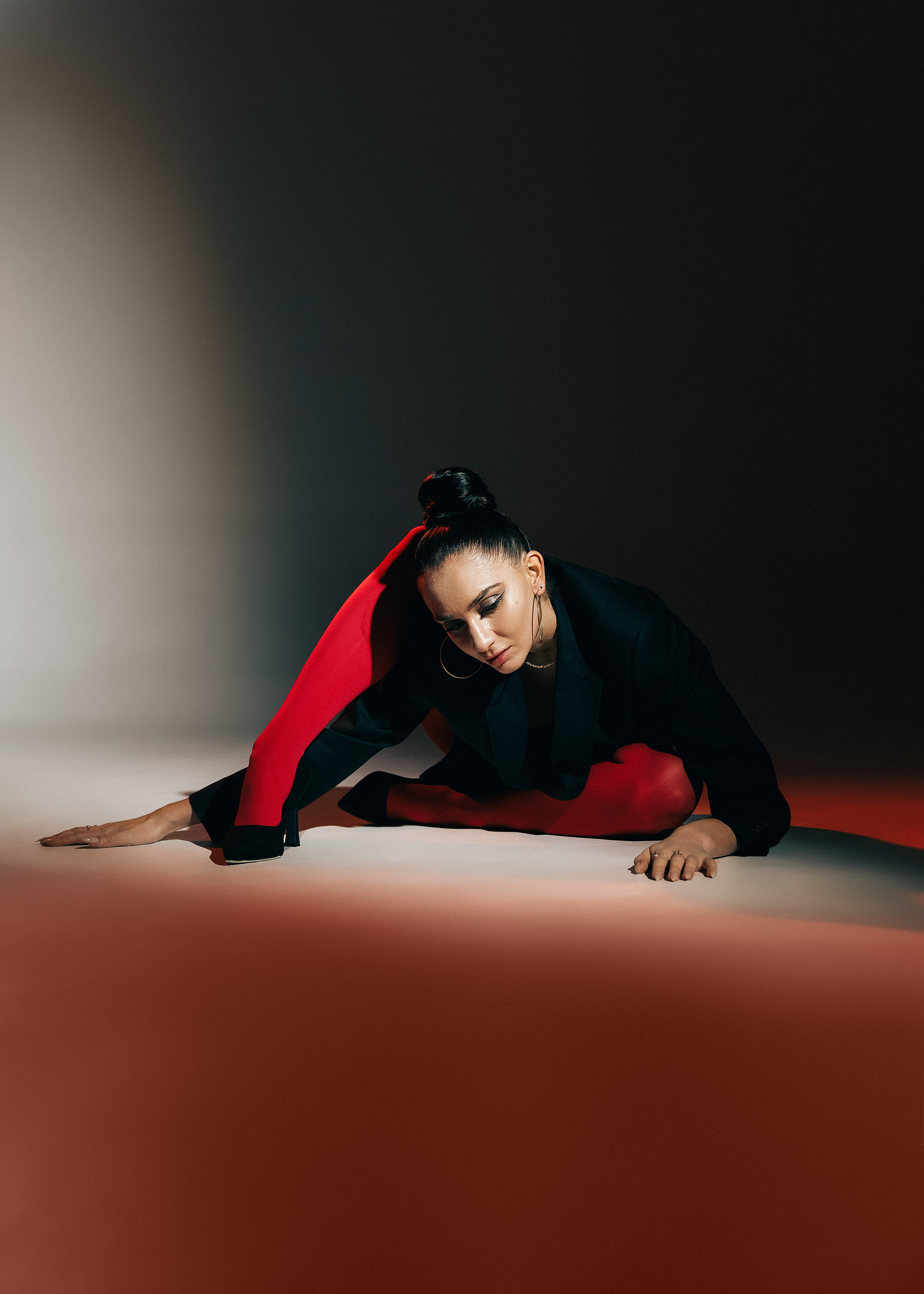 Ксения — фэшн фотосессия в студии. Свадебный и портретный фотограф в Санкт-Петербурге Анна Демьянова