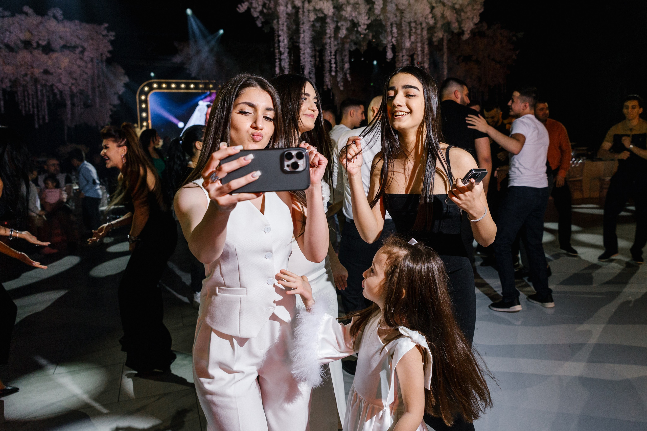 Второй день свадьбы Валерий и Виктория. Свадебный фотограф в Пятигорске и КМВ Софья Аджикеримова