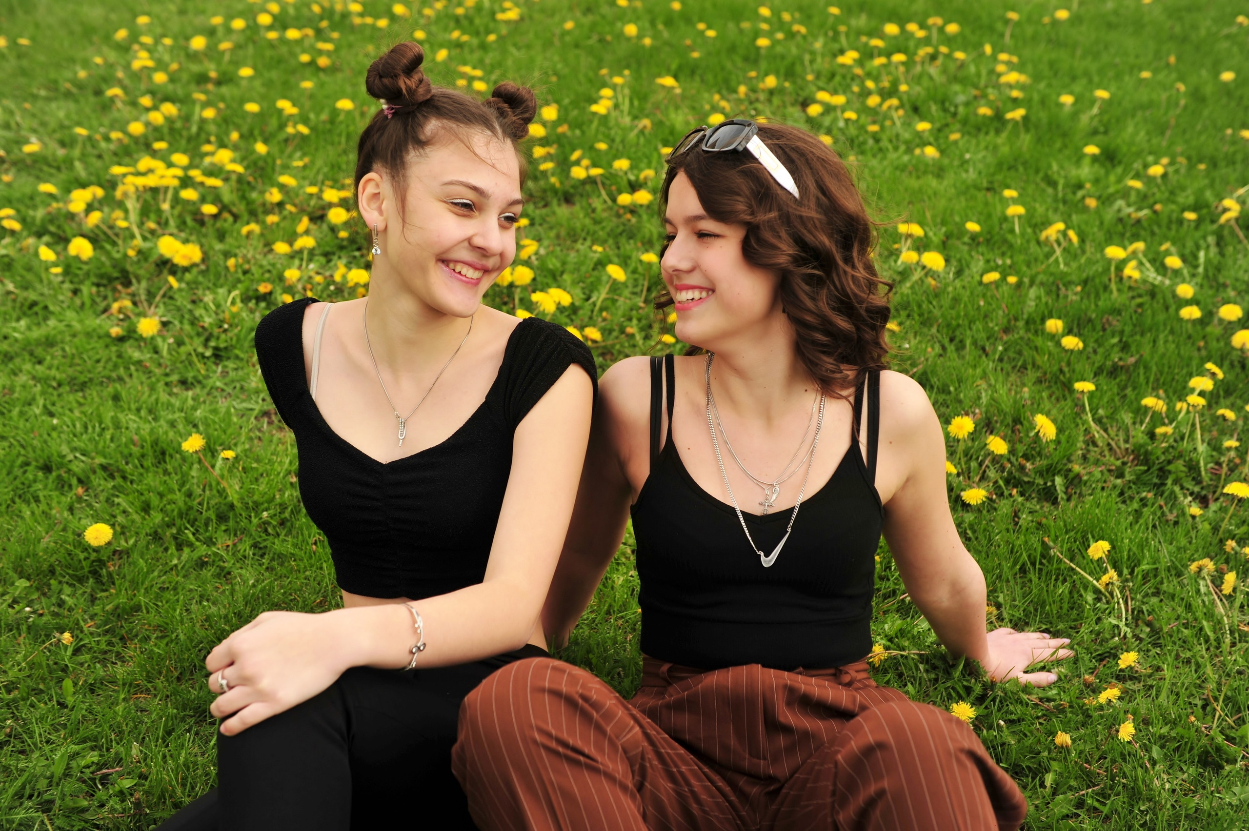 Последний Звонок на Поклонной Горе (уличная фотосессия 9-классников). Свадебный и семейный фотограф в Москве Ирина Гончарова