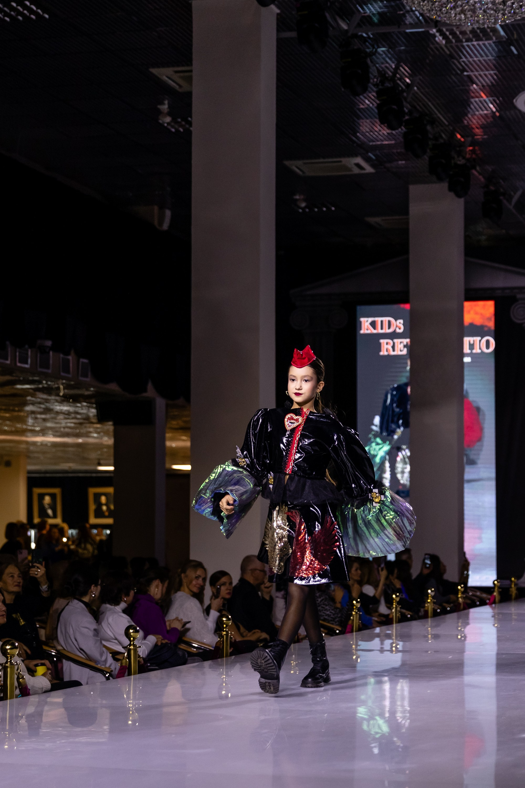 ESTET FASHION WEEK (KIDs REVOLUTION). Татьяна Чернышова свадебный фотограф Москва