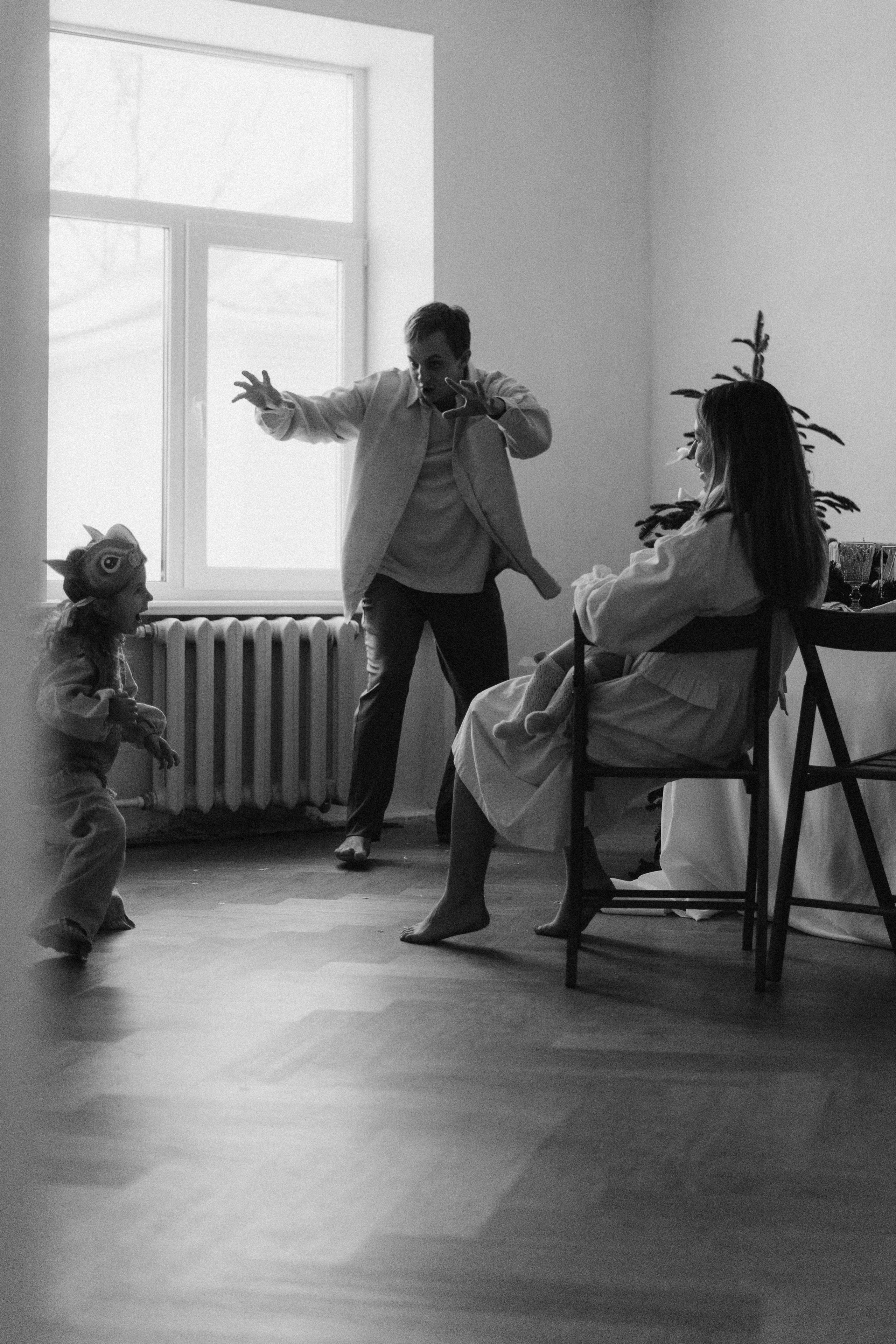 Женя, Ваня, Таисия и Есения. Главная