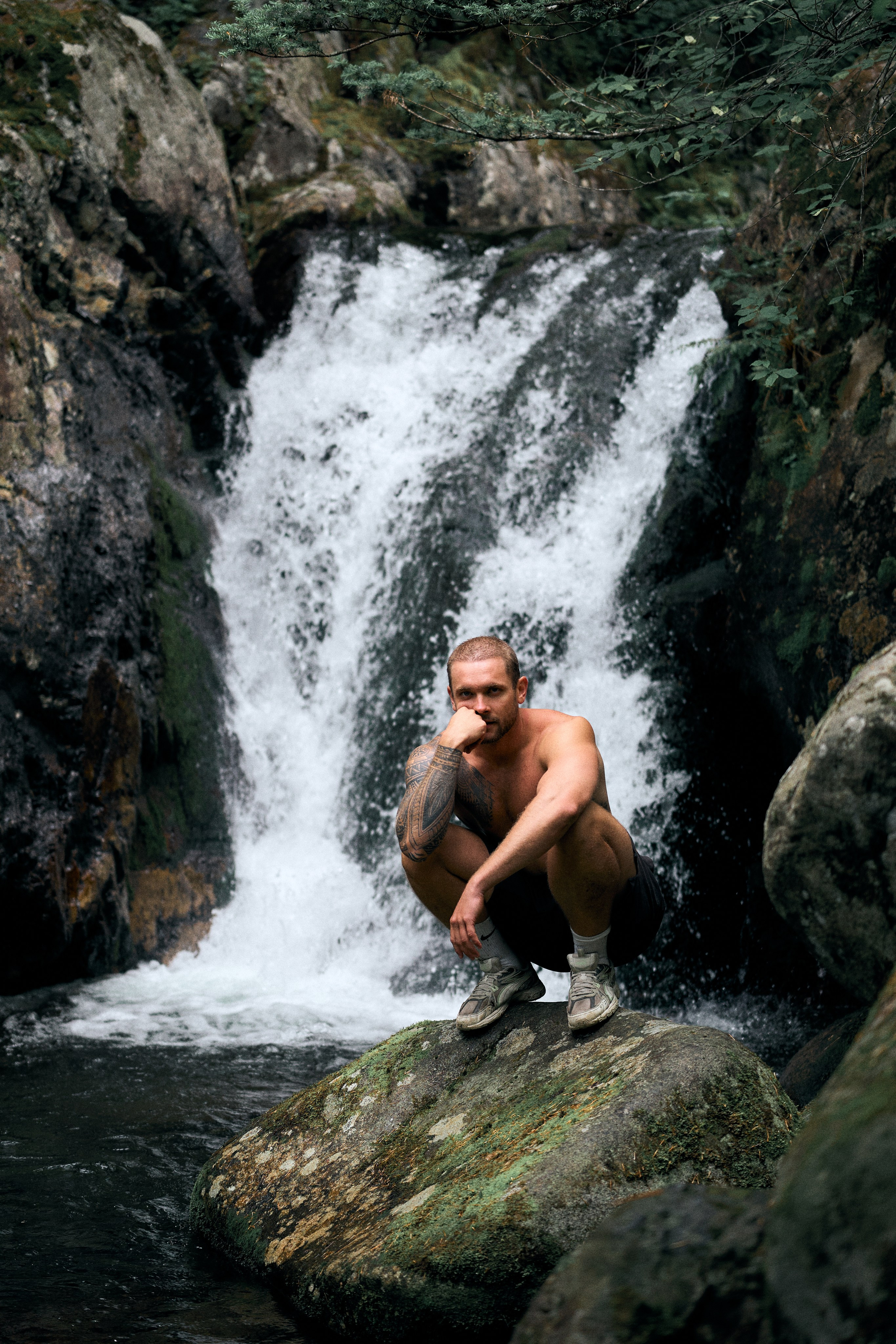 Фото поход на гору Пидан. Фэшн-фотография и портреты в Владивостоке. Превращаю съёмку в повествование — создаю образы с сюжетом, которые остаются в памяти