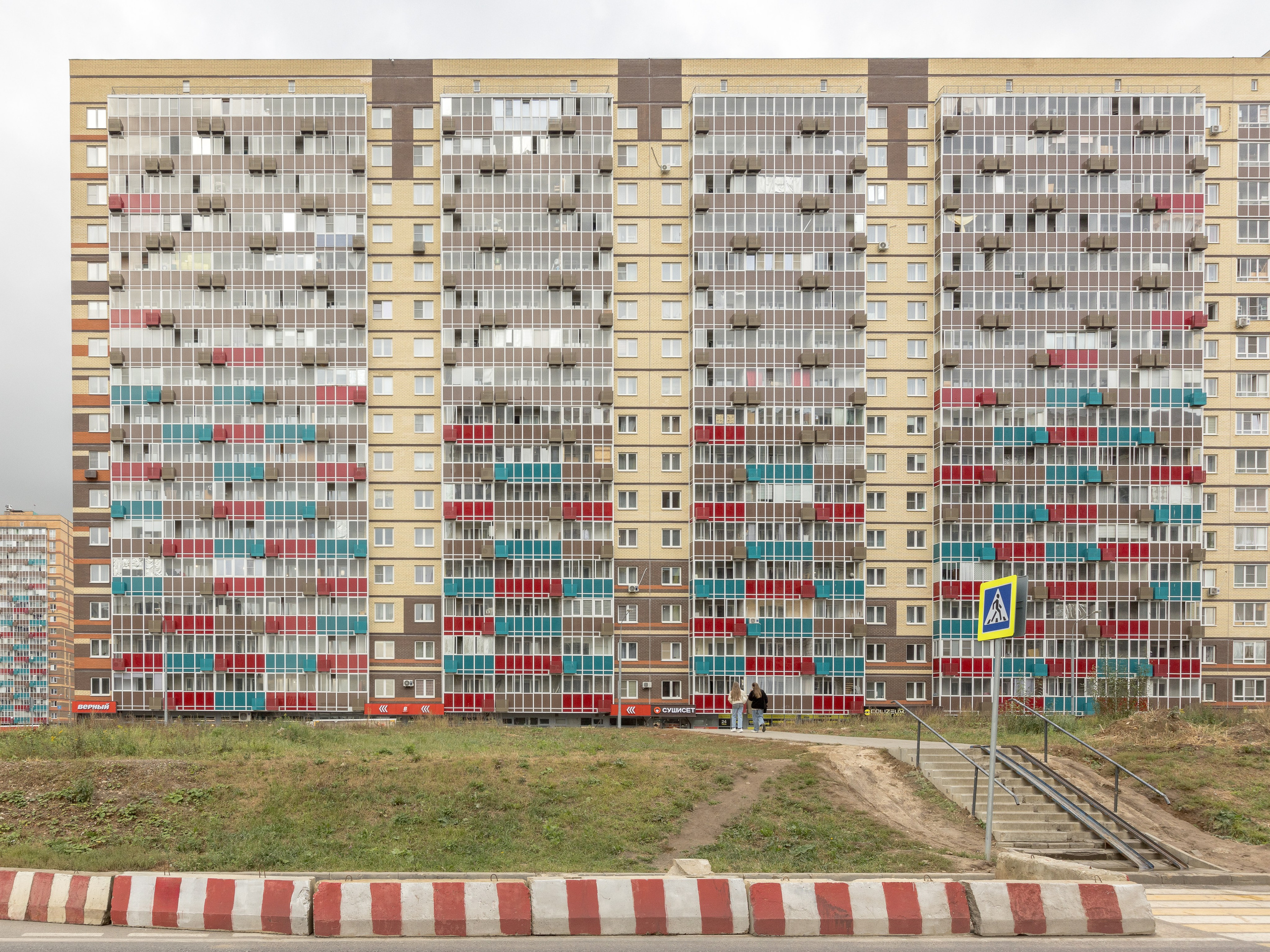 Проект Яндекс Недвижимости «Идеальные формы и живая реальность». Интерьерный фотограф