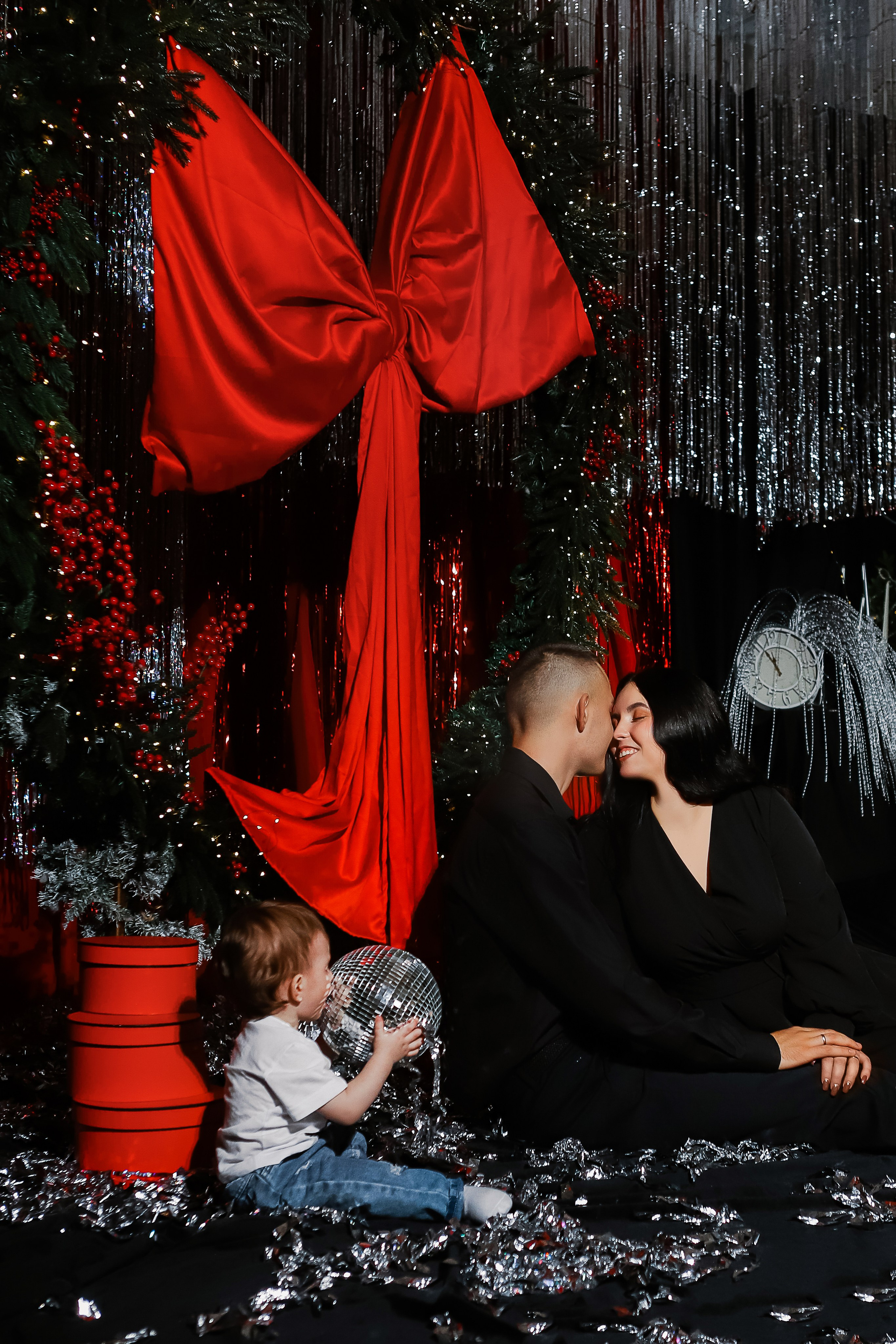 Виктория, Сергей и Роман. Свадебный фотограф Евгения Фролова г. Каменск-Шахтинский, Донецк, Ростов