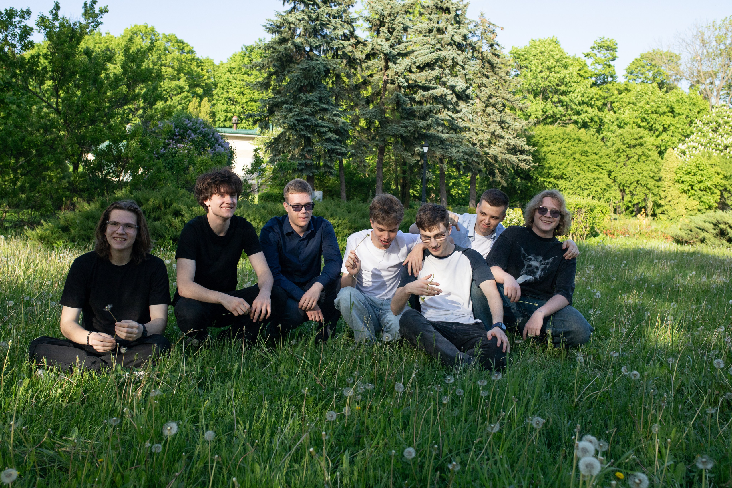 19/05/26 Лошицкий. Выпускные альбомы Cardsi