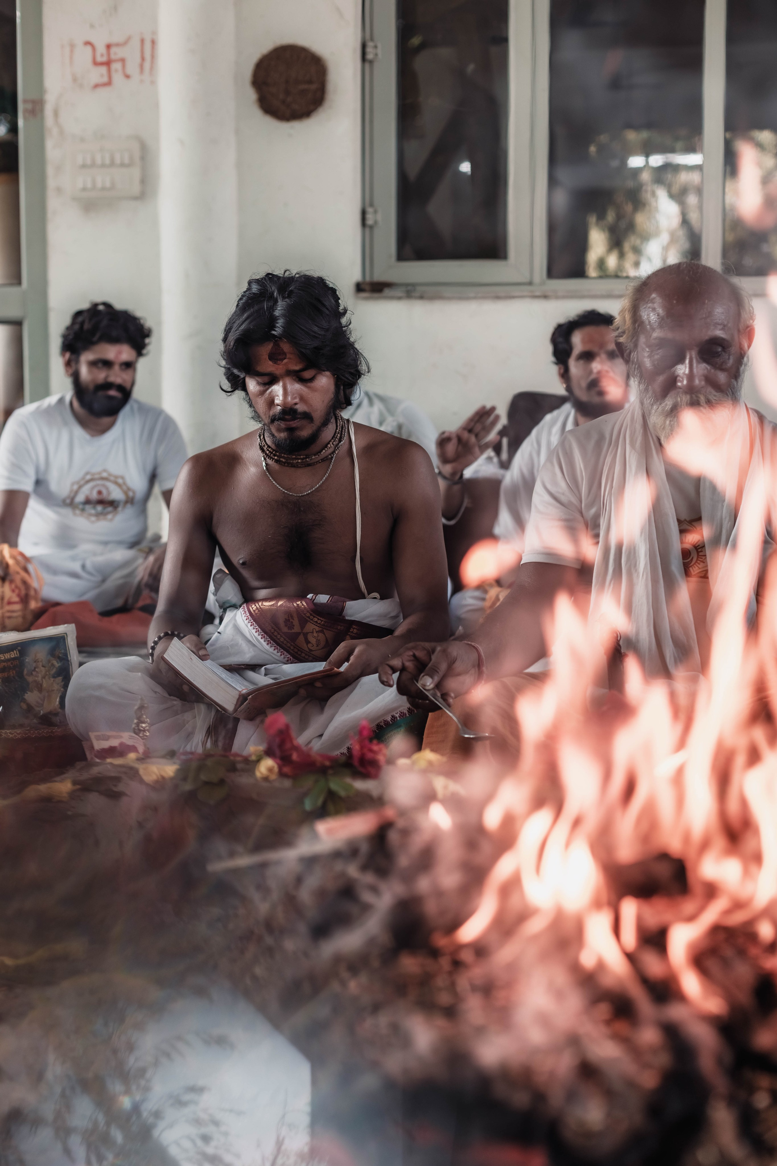Pitri Paksha yagyas & poojas Devraha Baba ji ashram. Mariam Bagdasaryan
