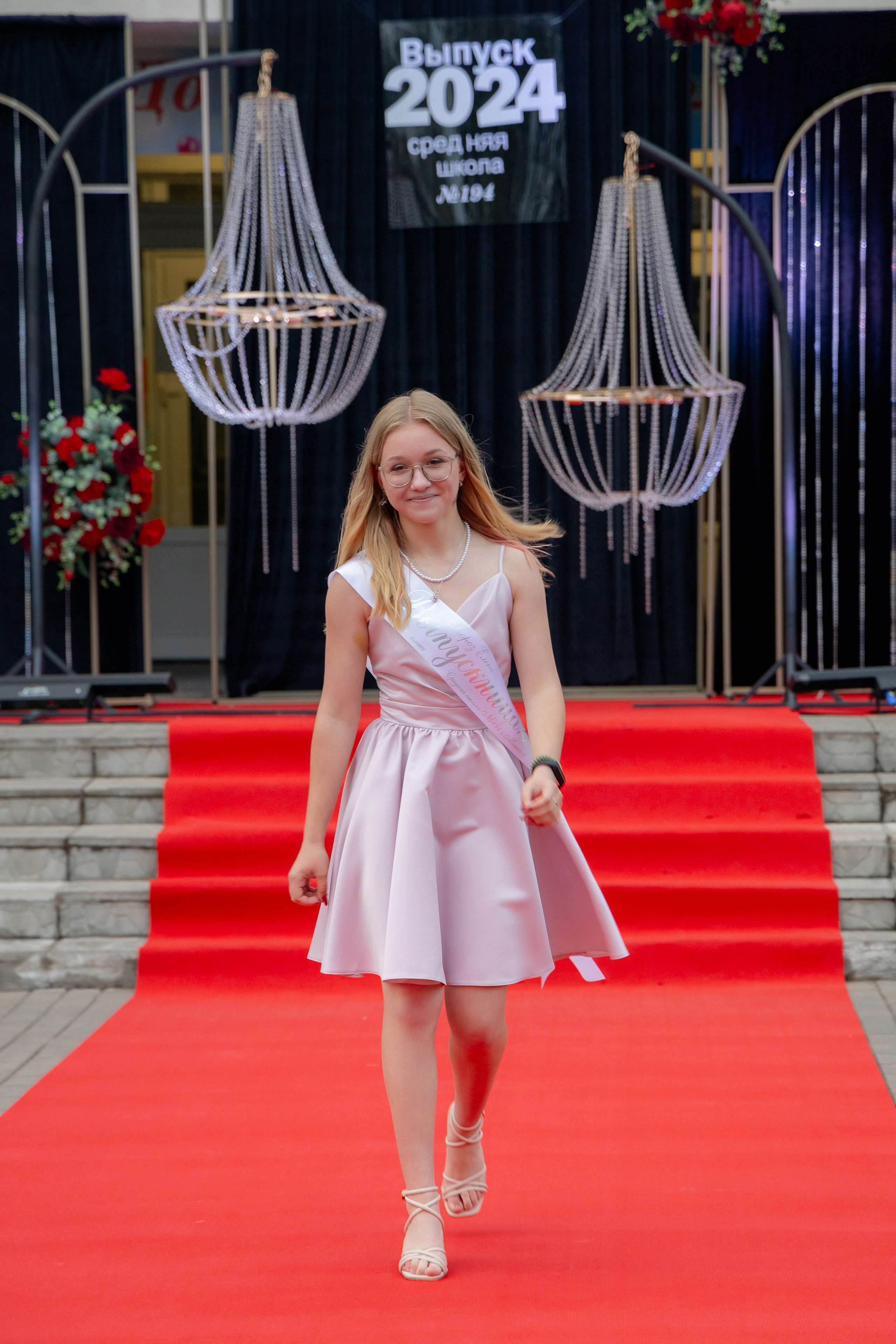 Школьный выпускной 2024 год в Соколе (Минск). Свадебный фотограф в Минске/Беларуси Сергей Спиридонов